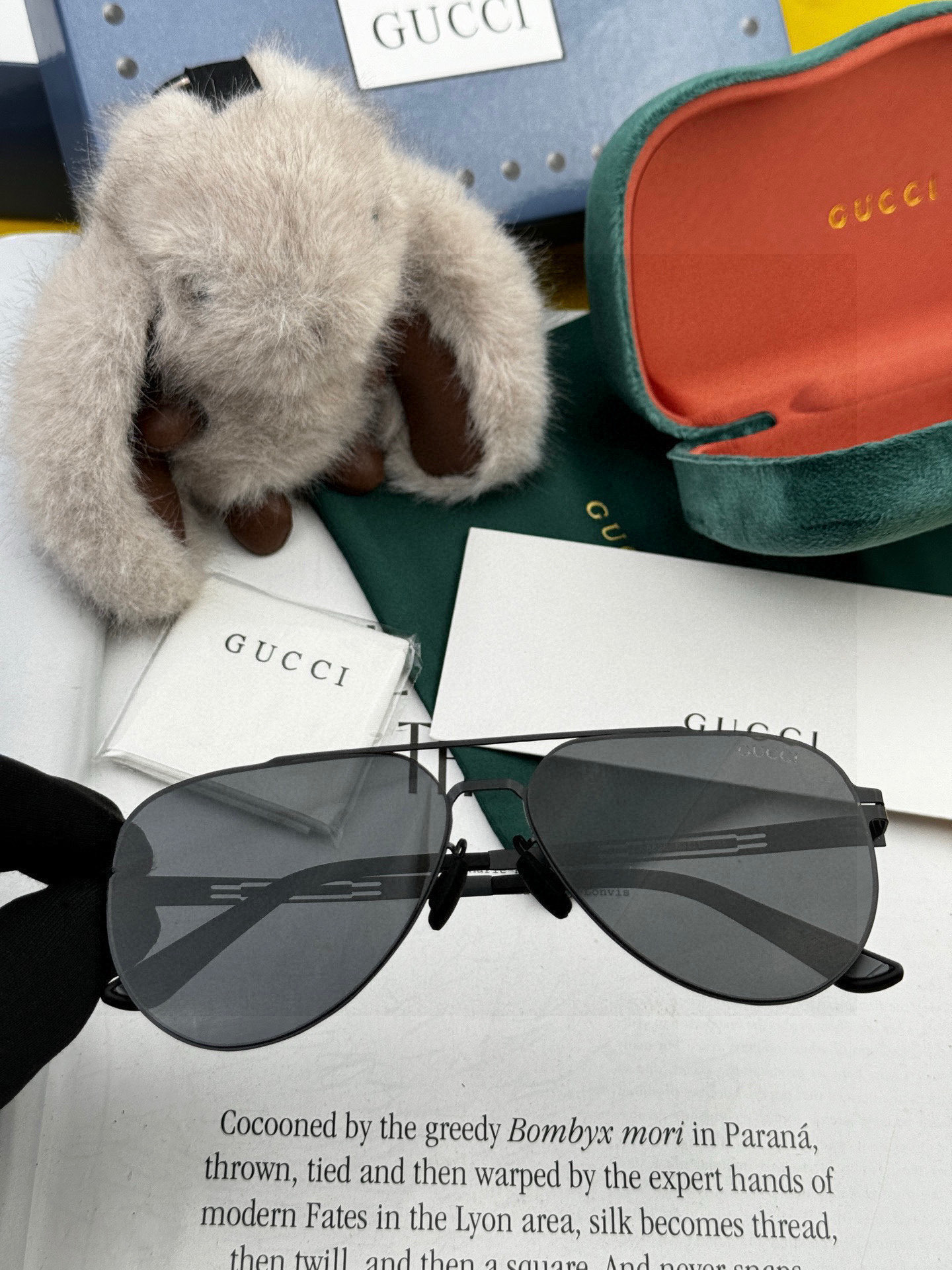 ♦️ GUCCI 2025新款男女情侣款太阳镜多边形墨镜iP电镀永不褪色 超轻超有弹性整幅眼镜无螺丝重要