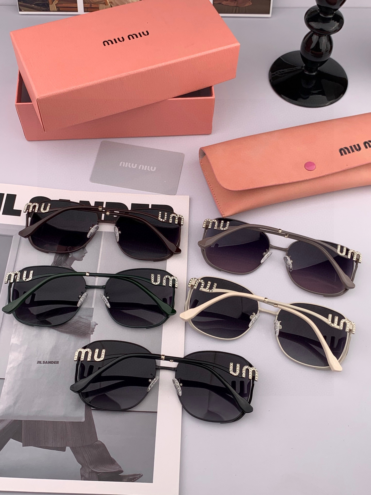   MIUMIU/缪缪🖇🖇2025开春新款🌟闪耀新款璀璨登台 ❤❤太阳镜潮品 精致个性设计简约时尚 专柜