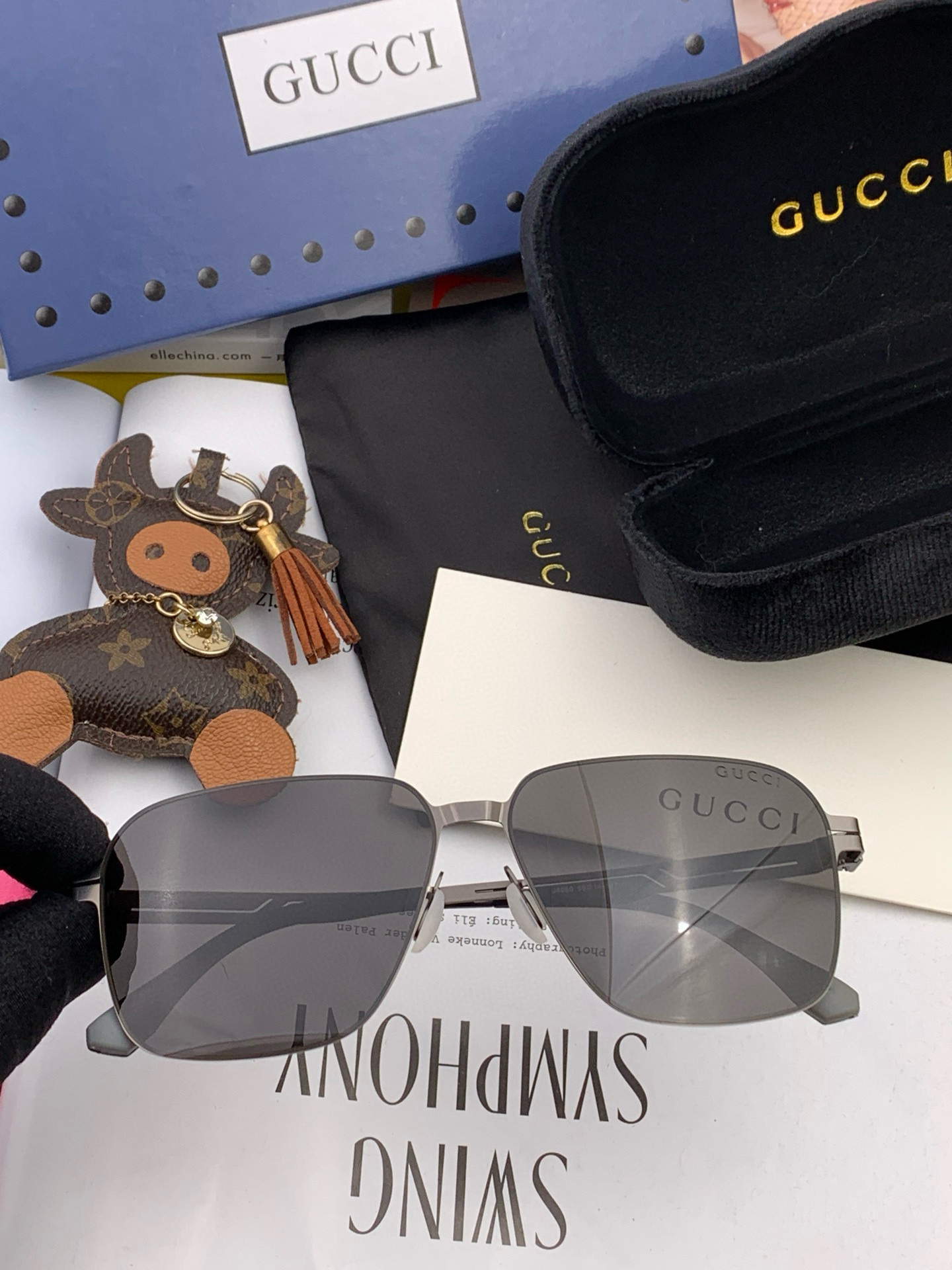 ♦️ GUCCI 2025新款男女情侣款太阳镜多边形墨镜iP电镀永不褪色 超轻超有弹性整幅眼镜无螺丝重要