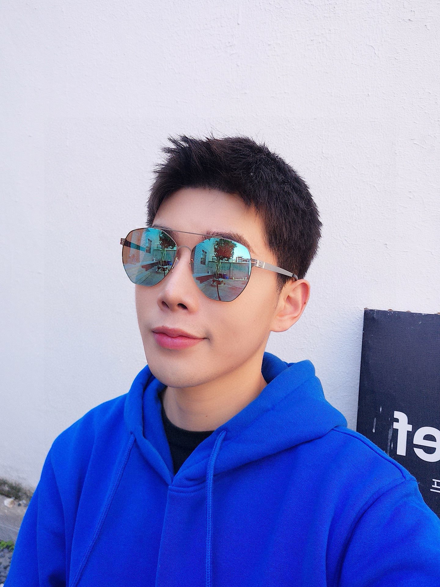       DIOR-迪奥2025新款男女情侣款太阳iP电镀永不褪色 卖点：超轻超有弹性整幅眼镜无螺丝重