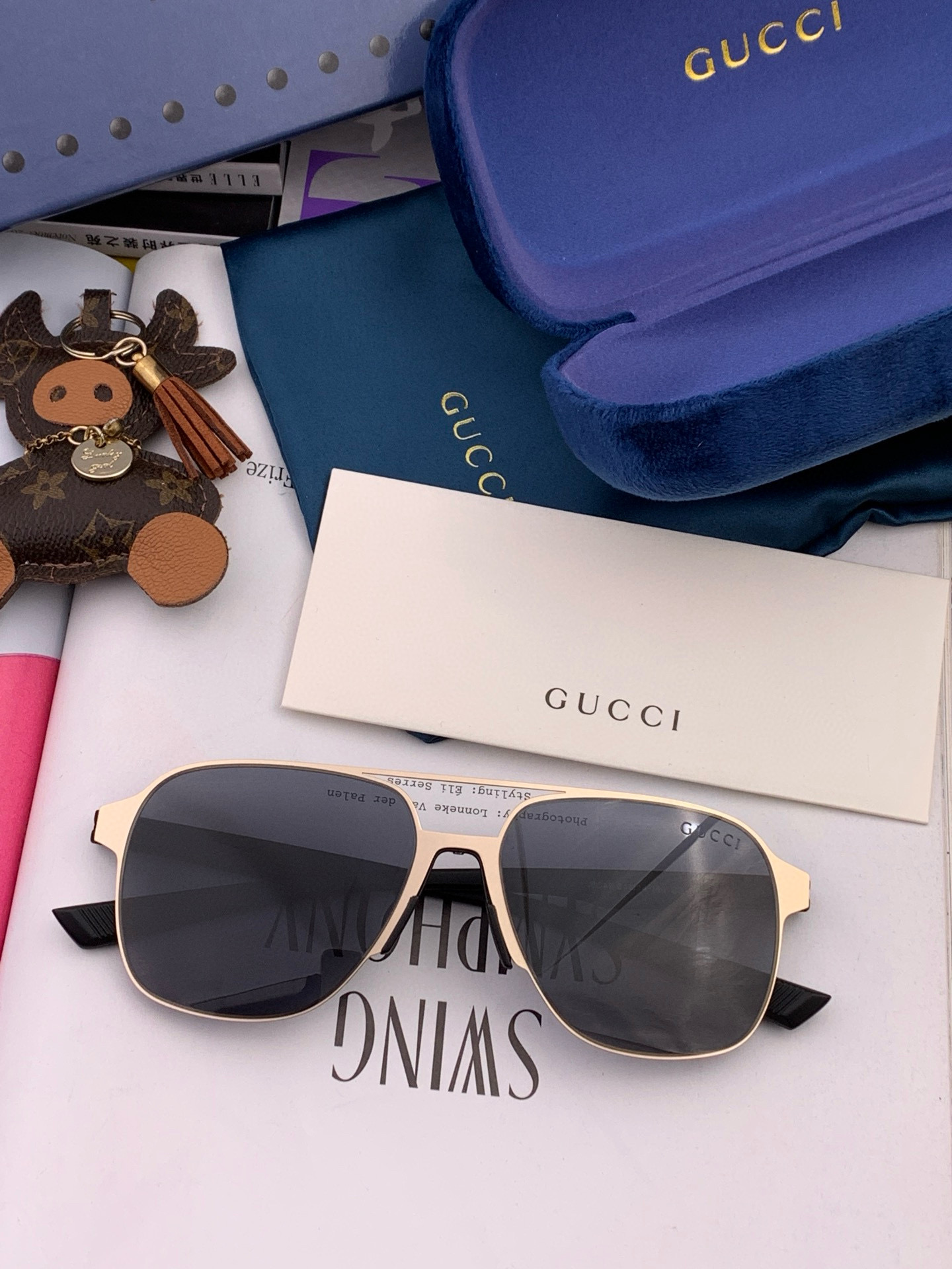         GUCCI 男款炫彩飞行员偏光太阳镜 ❤️材质：高清尼龙加厚卡槽高清偏光镜片 🌹无边框镜