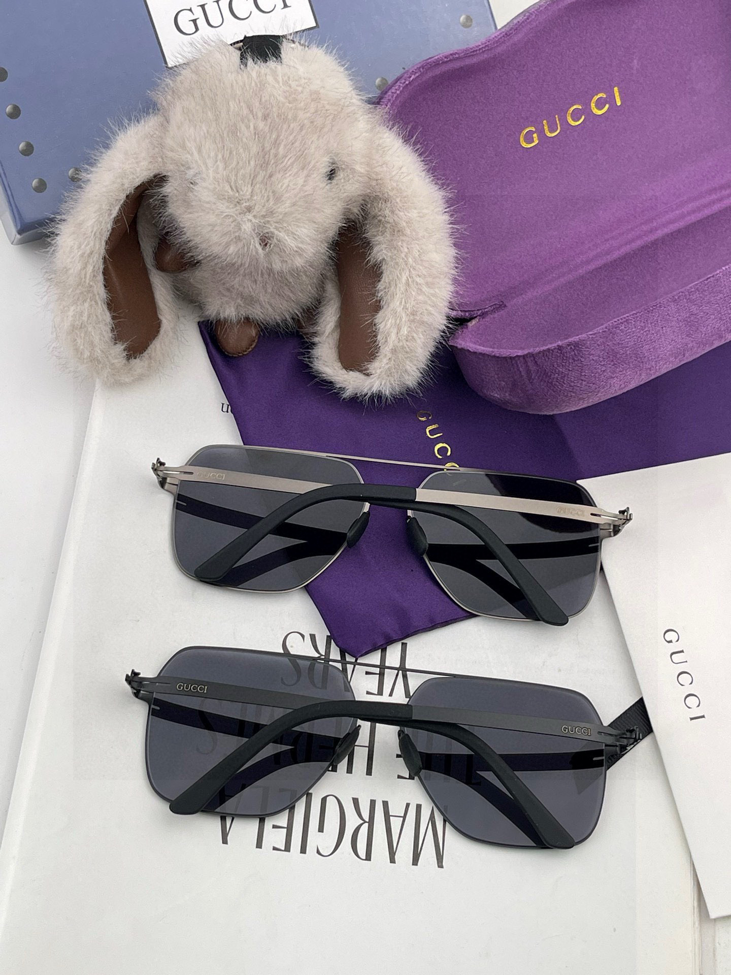       GUCC* 2025 新款男女情侣款太阳iP电镀永不褪色 卖点：超轻超有弹性整幅眼镜无螺丝重