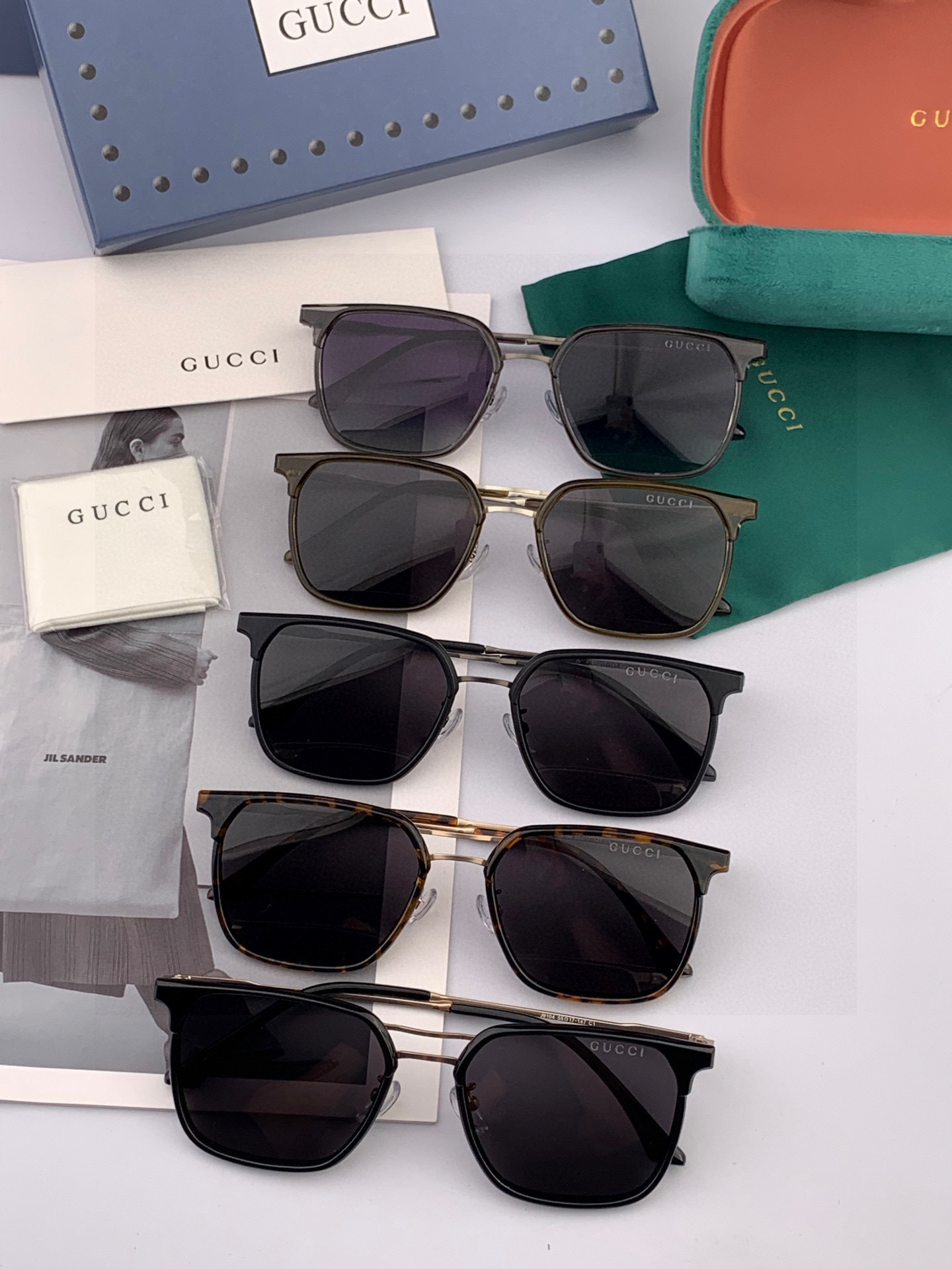 ♦️ GUCCI 2025新款男女情侣款太阳镜 超轻超有弹性整幅眼镜 重要的是压不坏 高清镜片、精湛的工