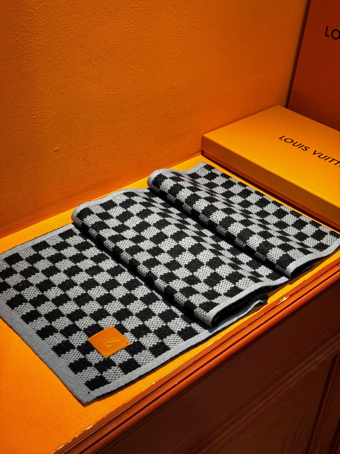   顶级原版 怒赞推荐‼️高端男士款~超级无敌软糯的男士羊绒围巾👍L家ZG同步在售，这个价格真的无敌超值