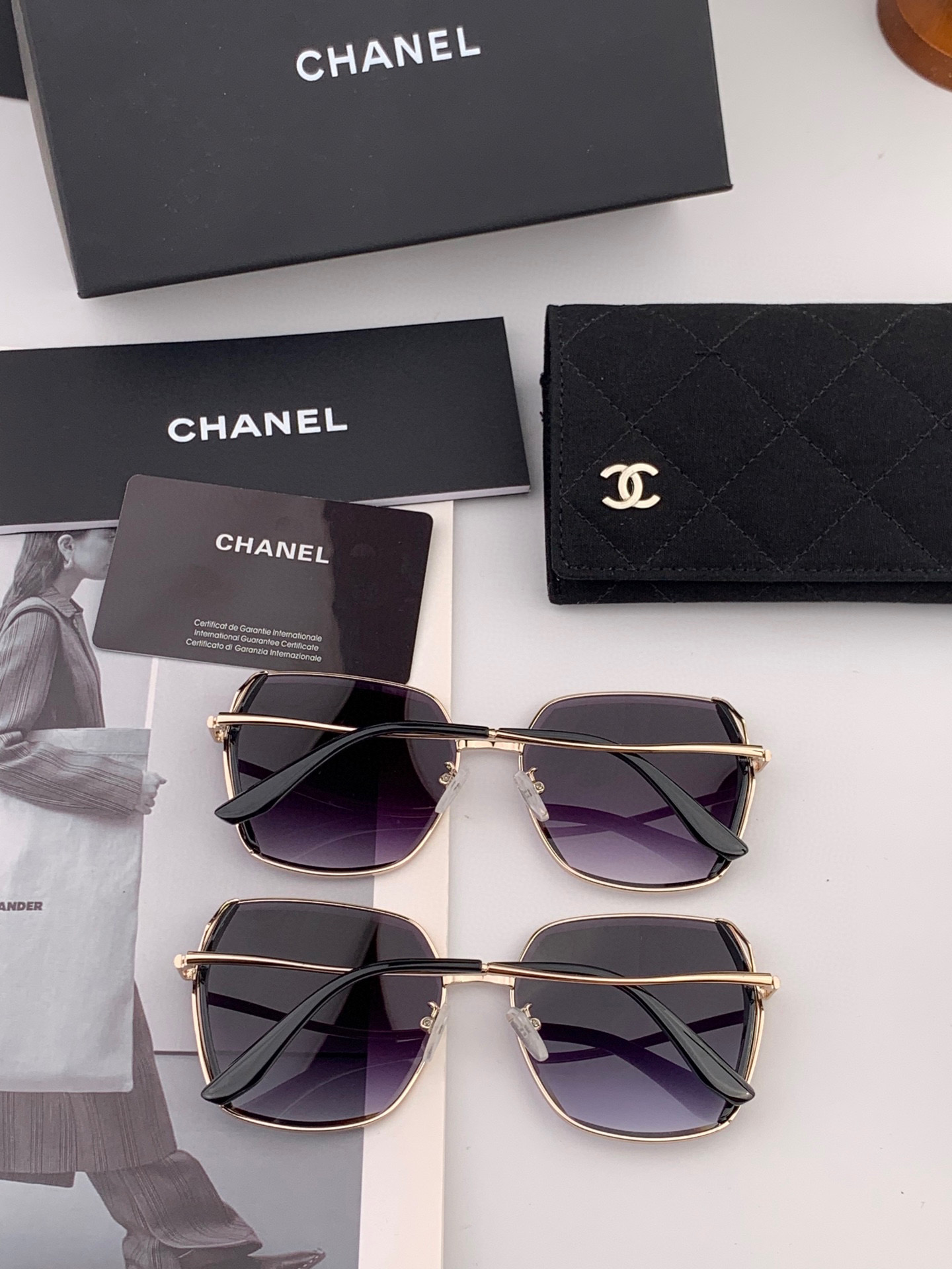 【CHANEL】香奈儿  新款尼龙偏光太眼镜，无框钻石 切边更有质感，大气女人范儿，大脸小脸都好看 ！型