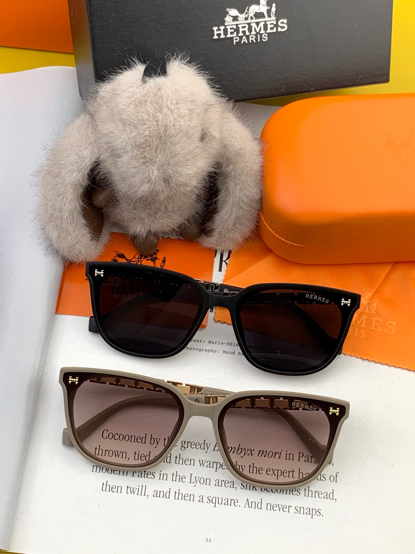   爱马仕   经典的方框设计，不挑脸型，无论搭配大衣还是连衣裙都非常显气质镜片预防紫外线 型号：H93