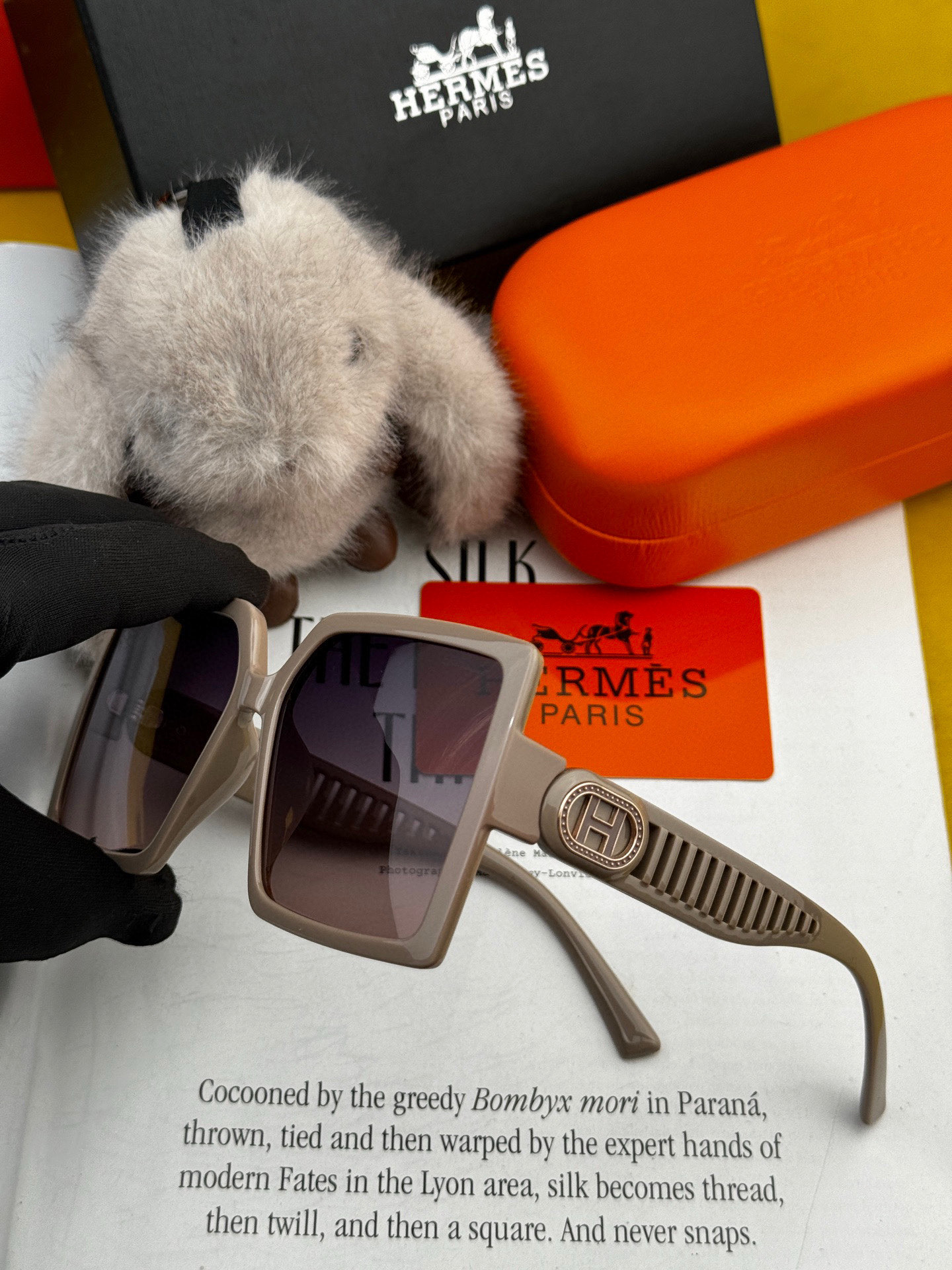  HERMES 爱马仕 2025开春新款🎈原版出货 网红超爆款💙经典奢华全球风强酷亲亲 时尚方框太阳镜