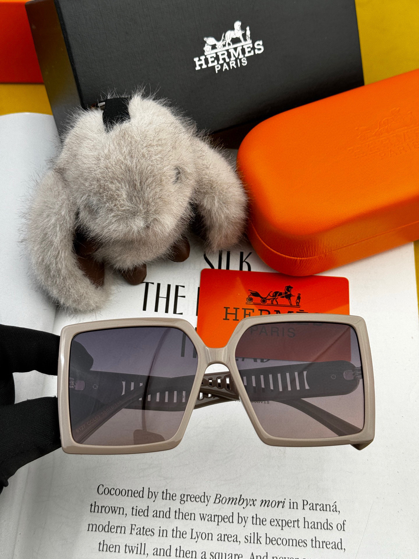   HERMES 爱马仕 2025开春新款🎈原版出货 网红超爆款💙经典奢华全球风强酷亲亲 时尚方框太阳镜