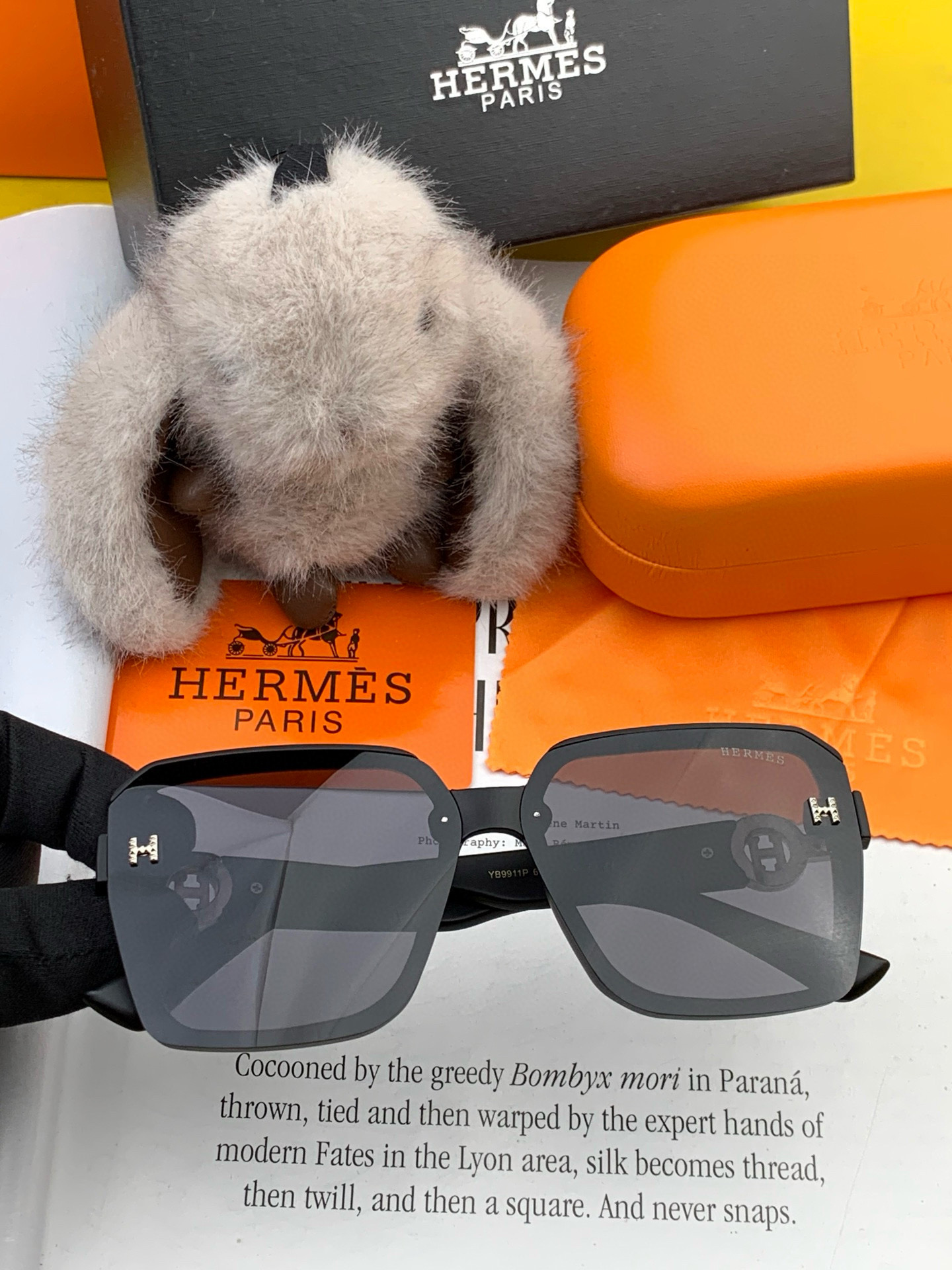   【TR偏光系列】爱马仕   经典的方框设计，不挑脸型，无论搭配大衣还是连衣裙都非常显气质尼龙偏光镜片