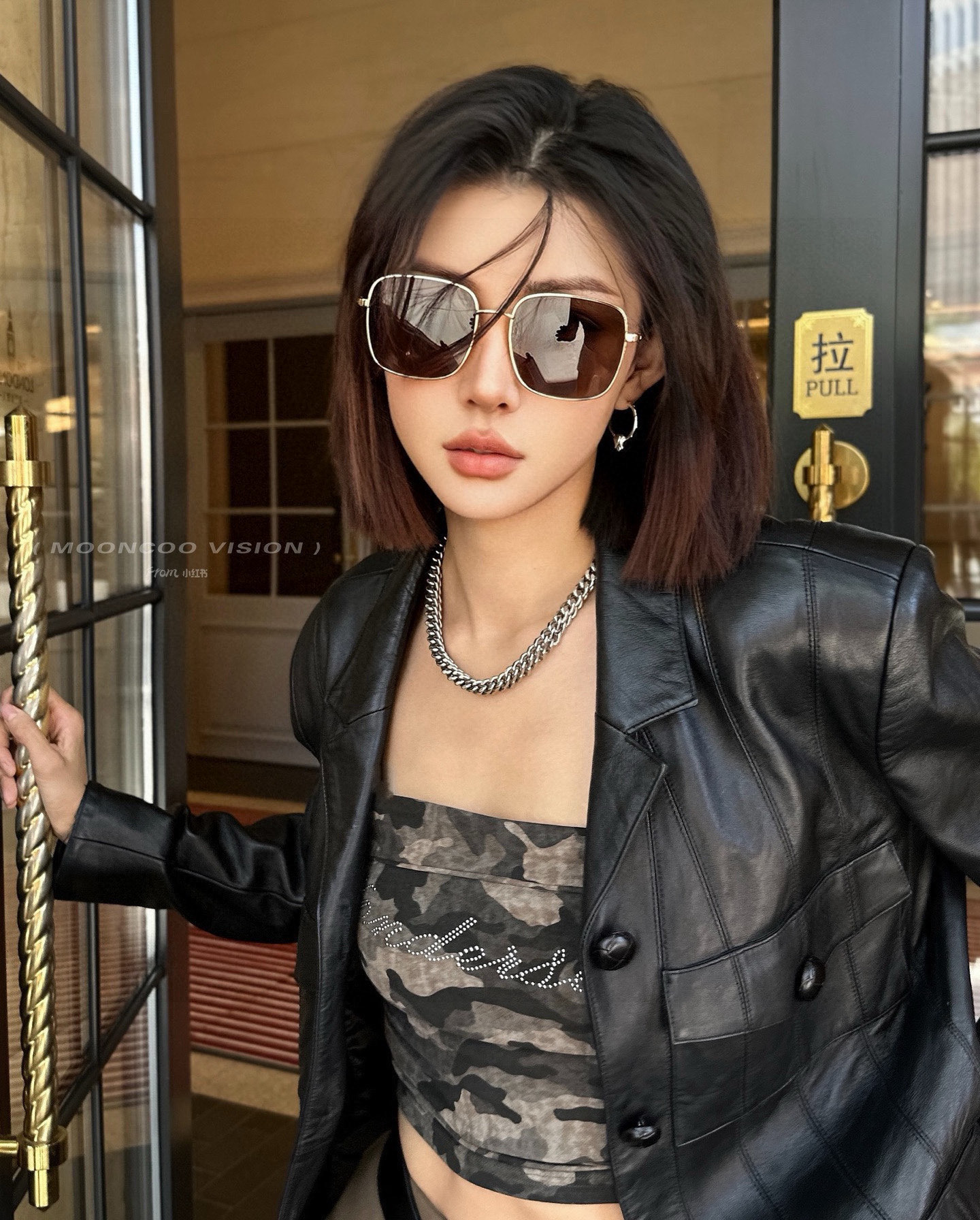   DIOR🌋☔️时尚方框太阳镜顶级奢侈品强 高品质胜利亲亲🍦🍨 得意 气质非凡😄 🍫🍪女士开车墨镜爱情