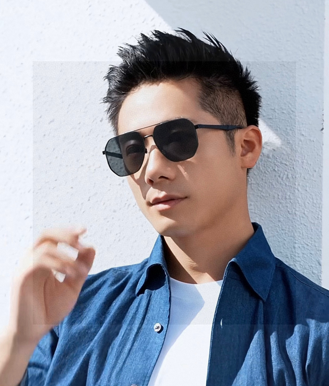   Gucci 。  高品质男女款墨镜   👍 进口宝丽来偏光镜片  。蛤蟆镜 开车钓鱼都可 。百搭显瘦