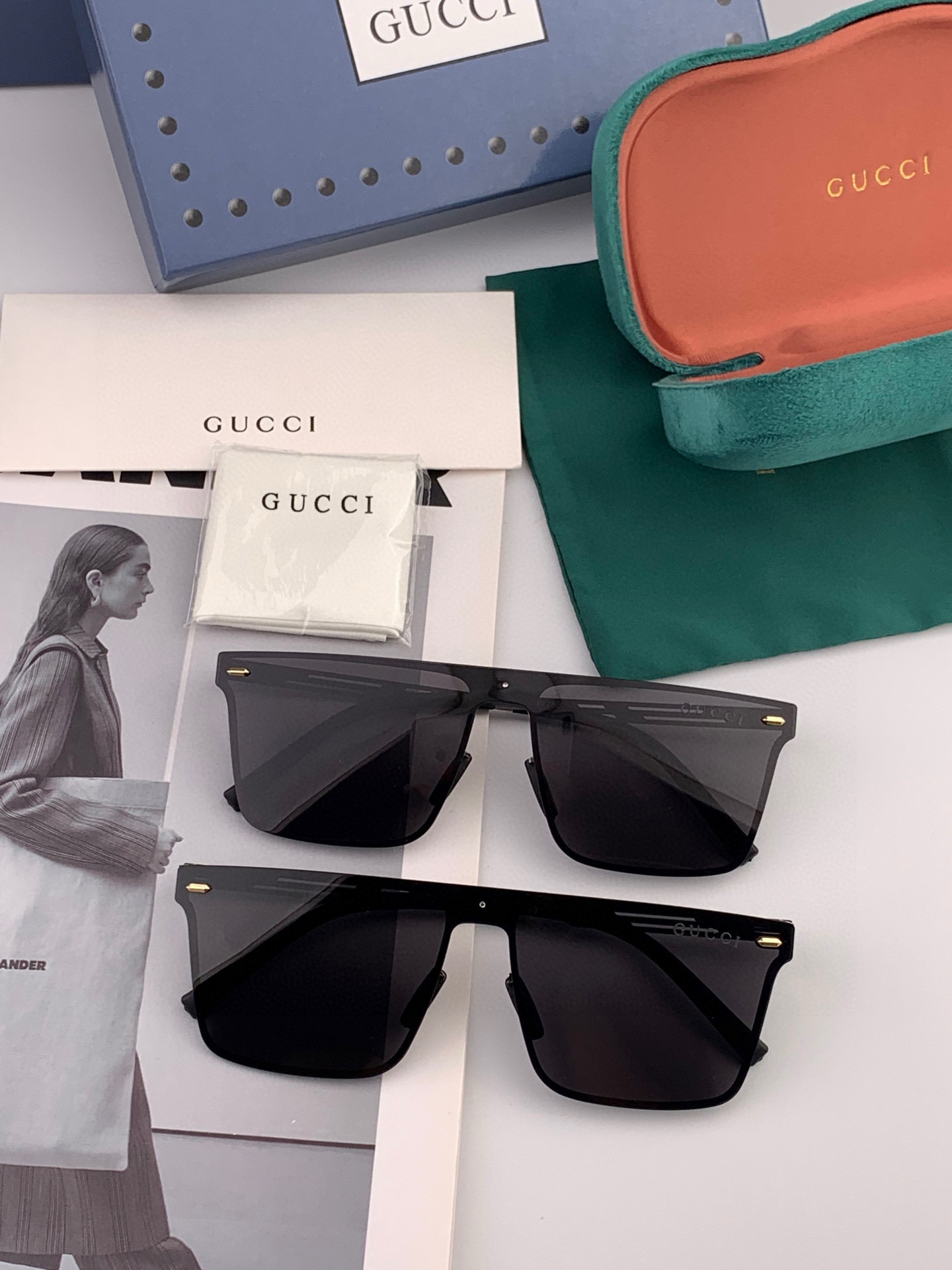 ♦️ GUCCI 2025新款男女情侣款太阳镜多边形墨镜iP电镀永不褪色 超轻超有弹性整幅眼镜无螺丝重要