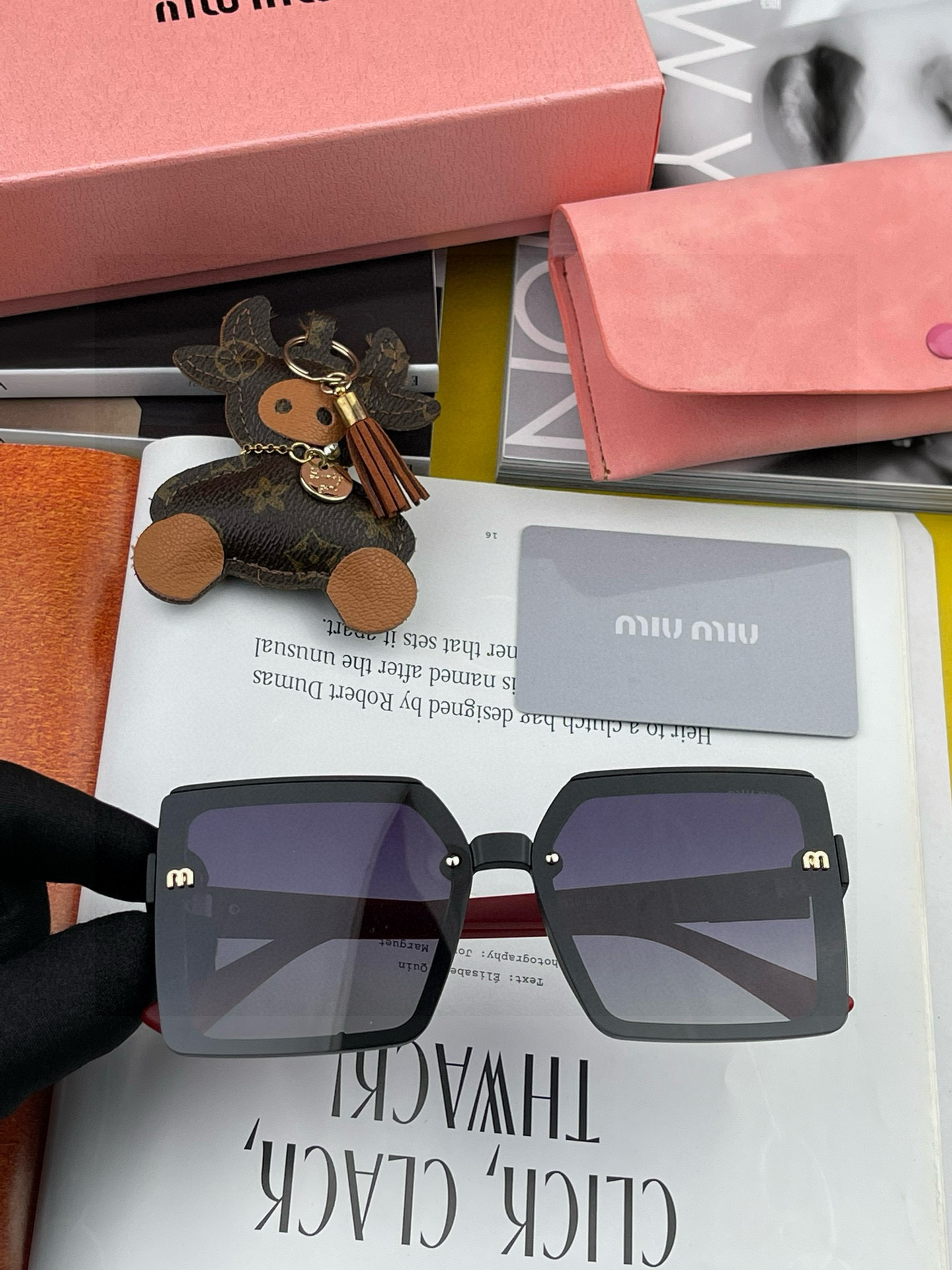  🔺 【缪缪 TR偏光太阳镜】2025开春新款 潮流爆款 时尚方框偏光太阳镜 高品质 佩戴舒适 网红潮款