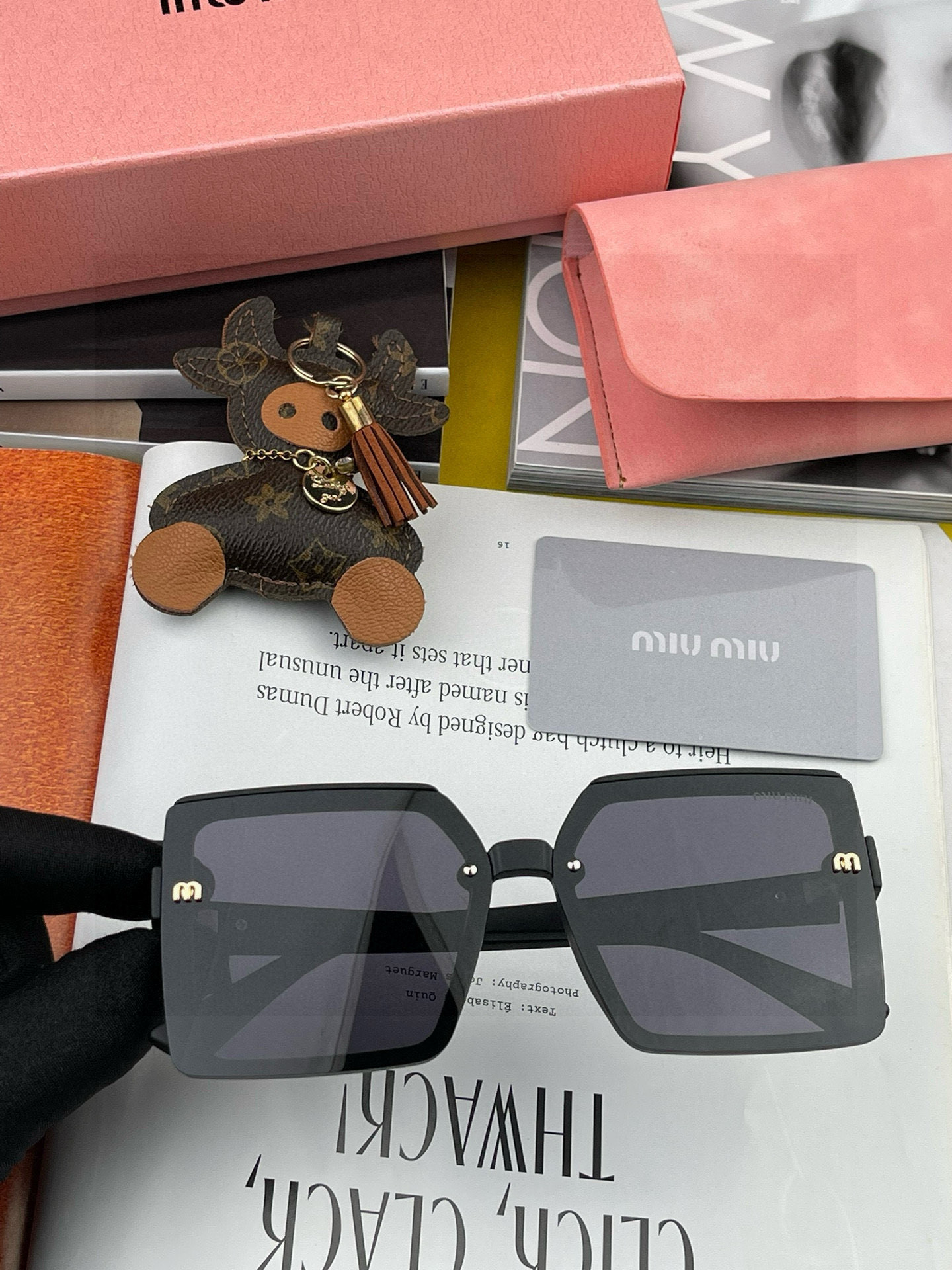  🔺 【缪缪 TR偏光太阳镜】2025开春新款 潮流爆款 时尚方框偏光太阳镜 高品质 佩戴舒适 网红潮款