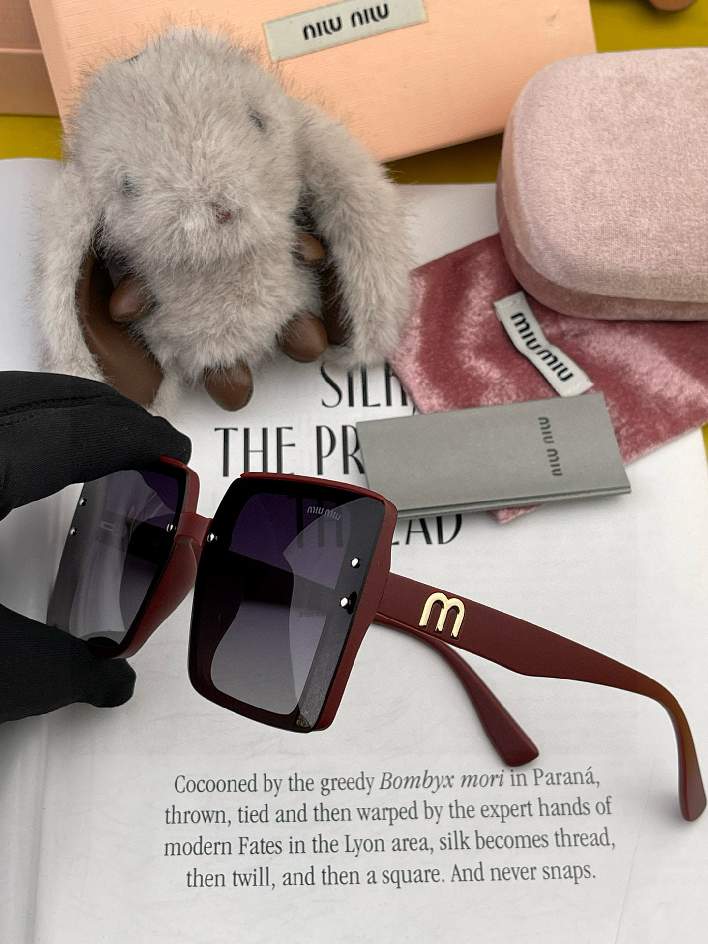  🔺 【缪缪 TR偏光太阳镜】2025开春新款 潮流爆款 时尚方框偏光太阳镜 高品质 佩戴舒适 网红潮款