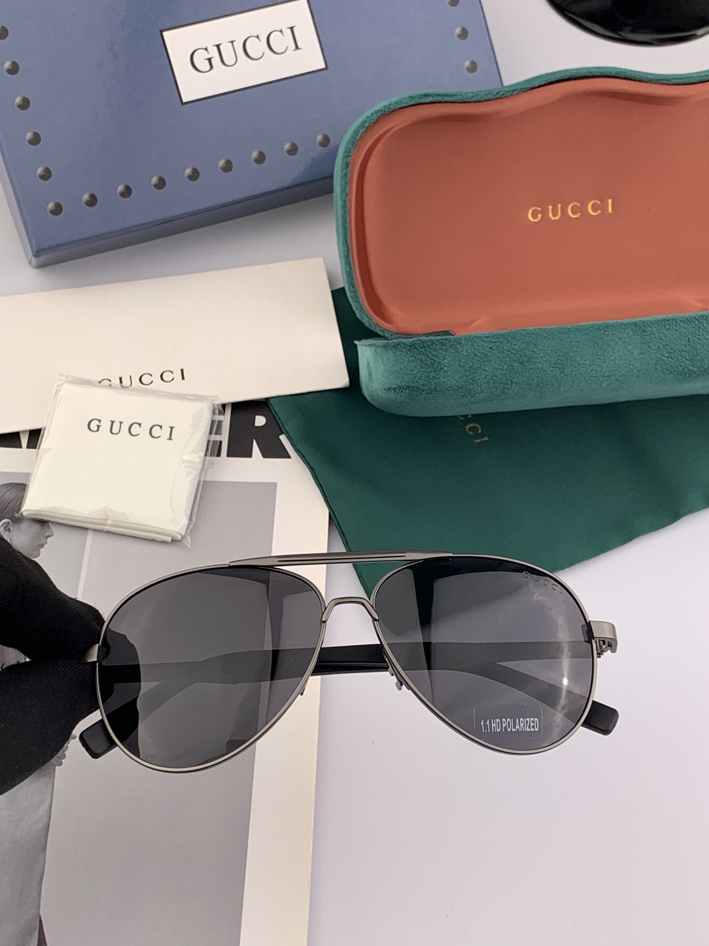  😈GUCCI😈 男士推荐 ❤️💛💚新款偏光太阳镜  时尚大方 舒适轻盈  型号：G0039