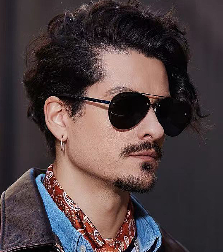  【Cartier  卡地亚】 👑男女款偏光墨镜  双色烤漆工艺  进口宝丽来偏光镜片   顶级做工彰显