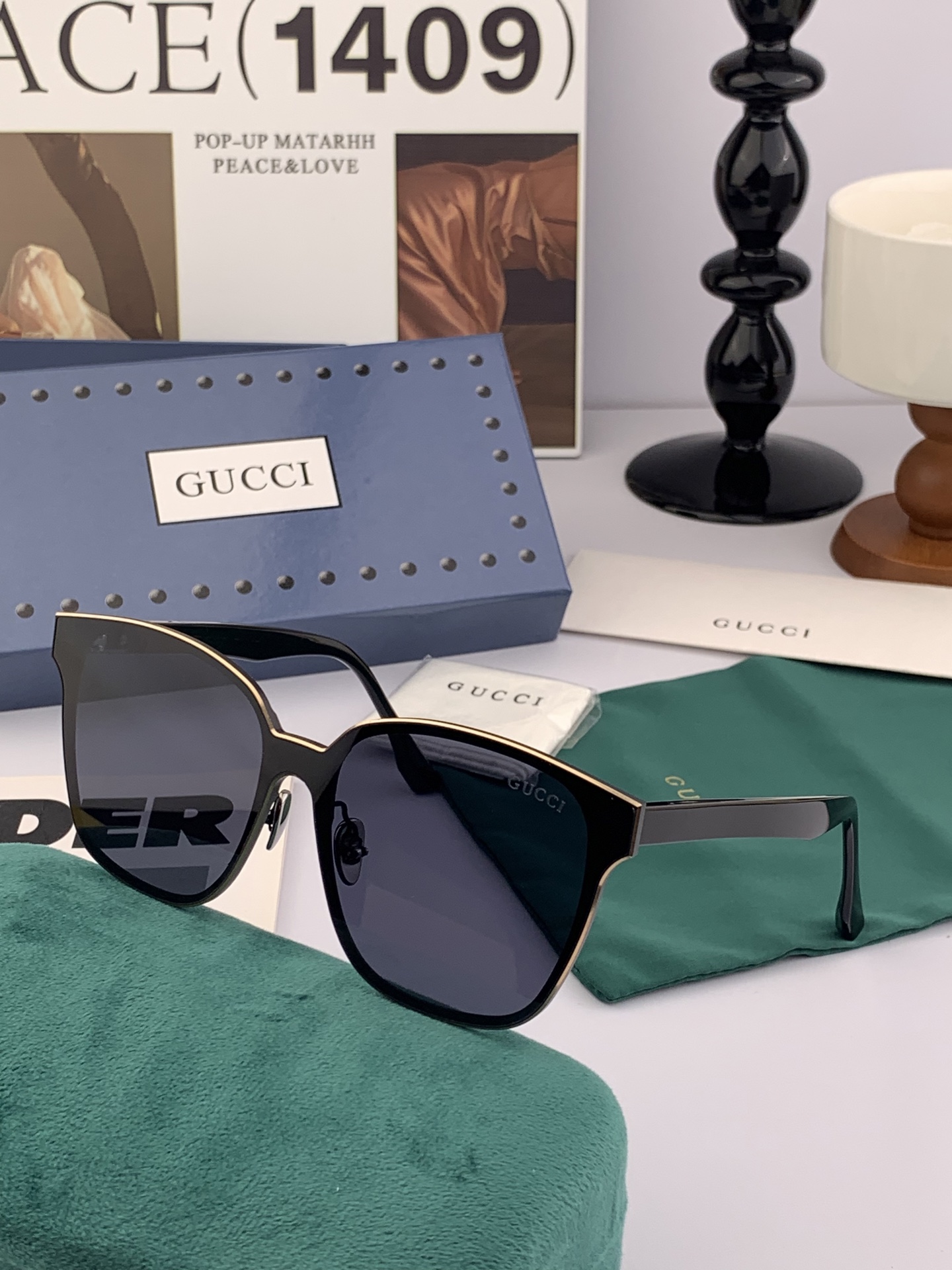  连体镜GUCCI2025开春新款一体镜 大框太阳镜男女同款 😎 
爆款大框尼龙太阳镜 超逼格超酷 
镜