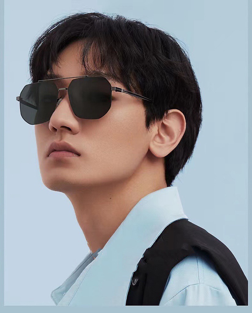        GUCCI 男款炫彩飞行员偏光太阳镜 ❤️材质：高清尼龙加厚卡槽高清偏光镜片 🌹无边框镜架