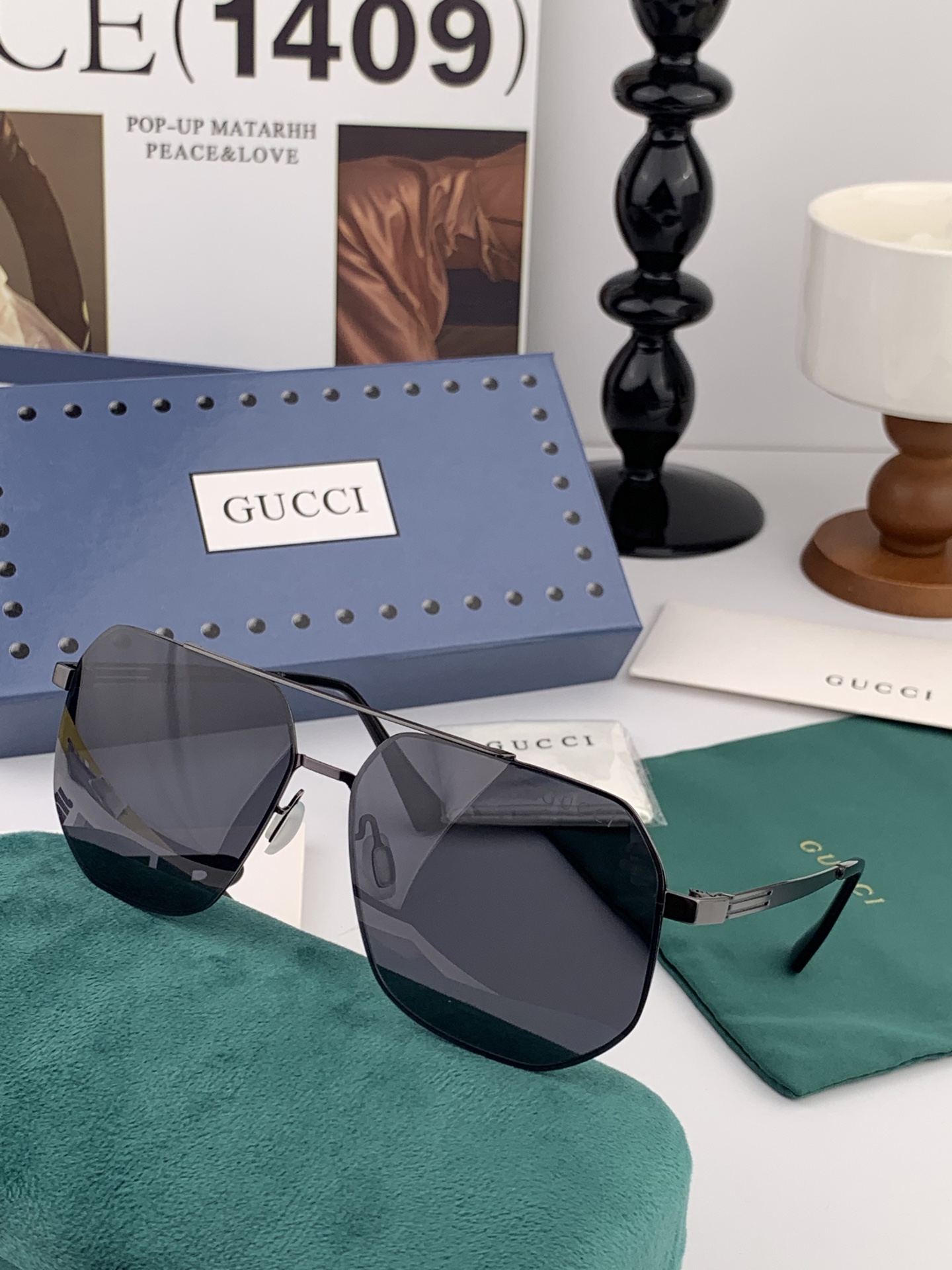        GUCCI 男款炫彩飞行员偏光太阳镜 ❤️材质：高清尼龙加厚卡槽高清偏光镜片 🌹无边框镜架