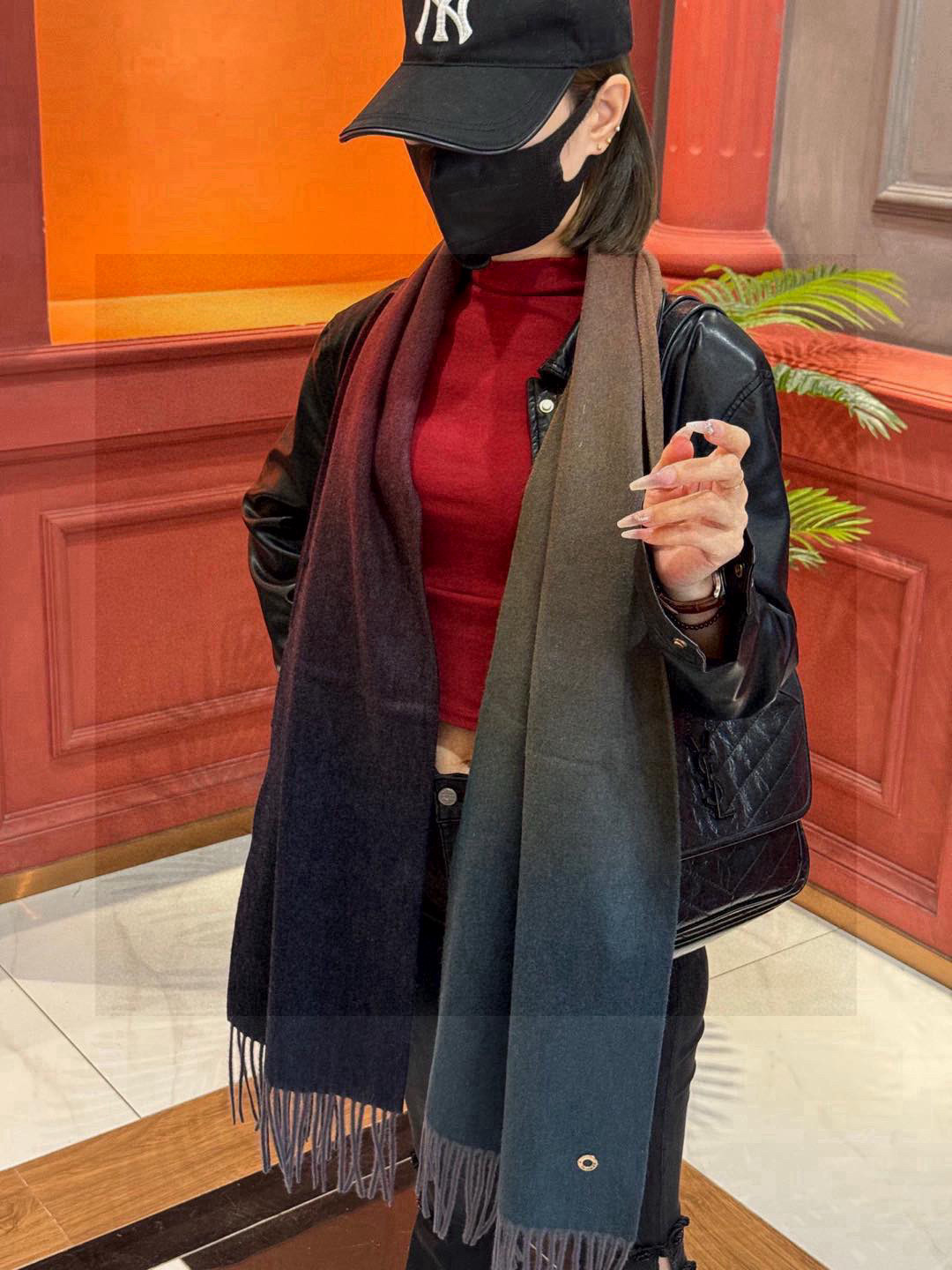  ✨✨太美了😍 【皮安娜】情侣款  美到要尖叫😱专柜最新款🎊英伦欧美范儿「多色渐变」又是一款即时尚又实用