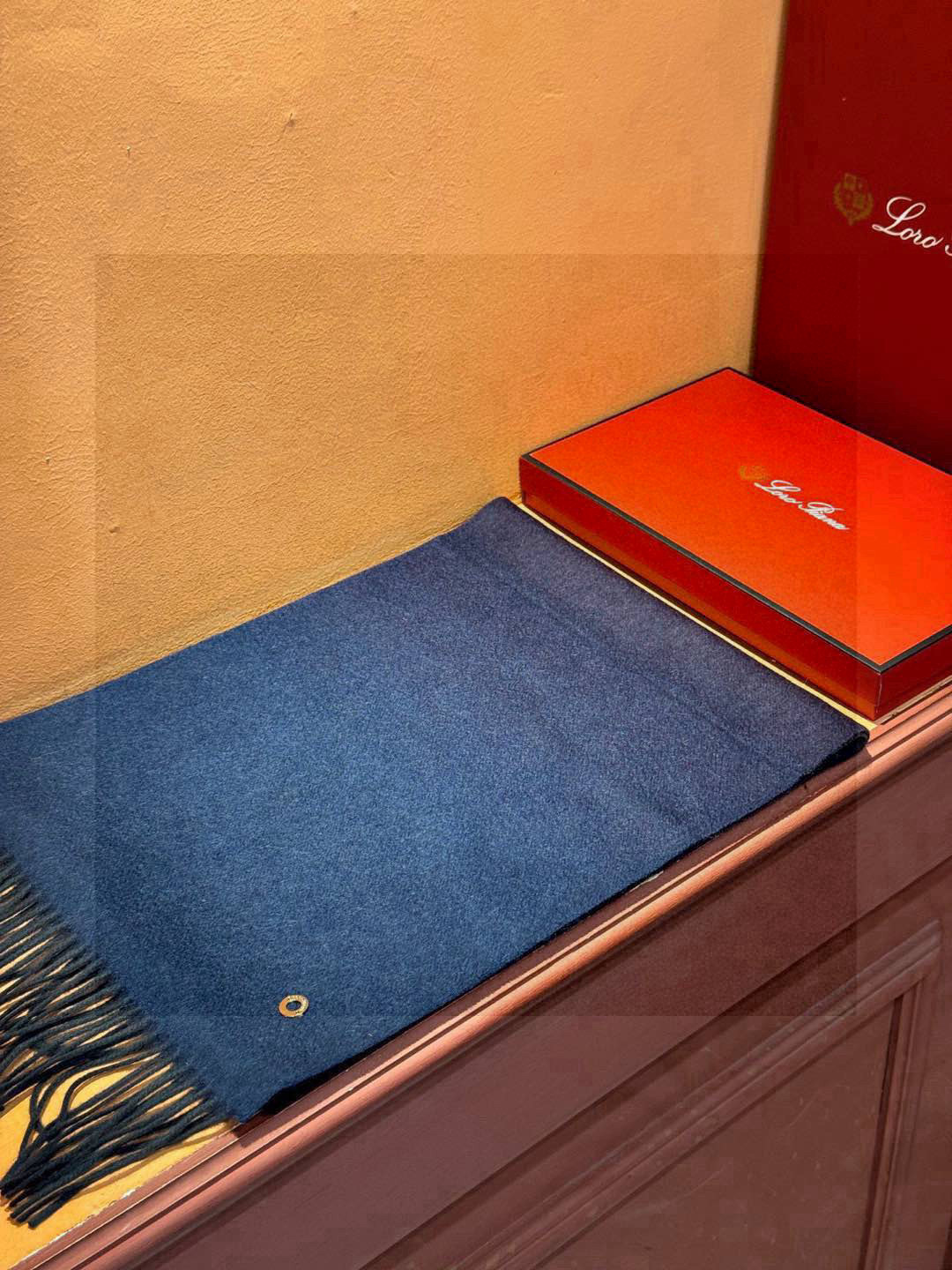  ✨✨太美了😍 【皮安娜】情侣款  美到要尖叫😱专柜最新款🎊英伦欧美范儿「多色渐变」又是一款即时尚又实用