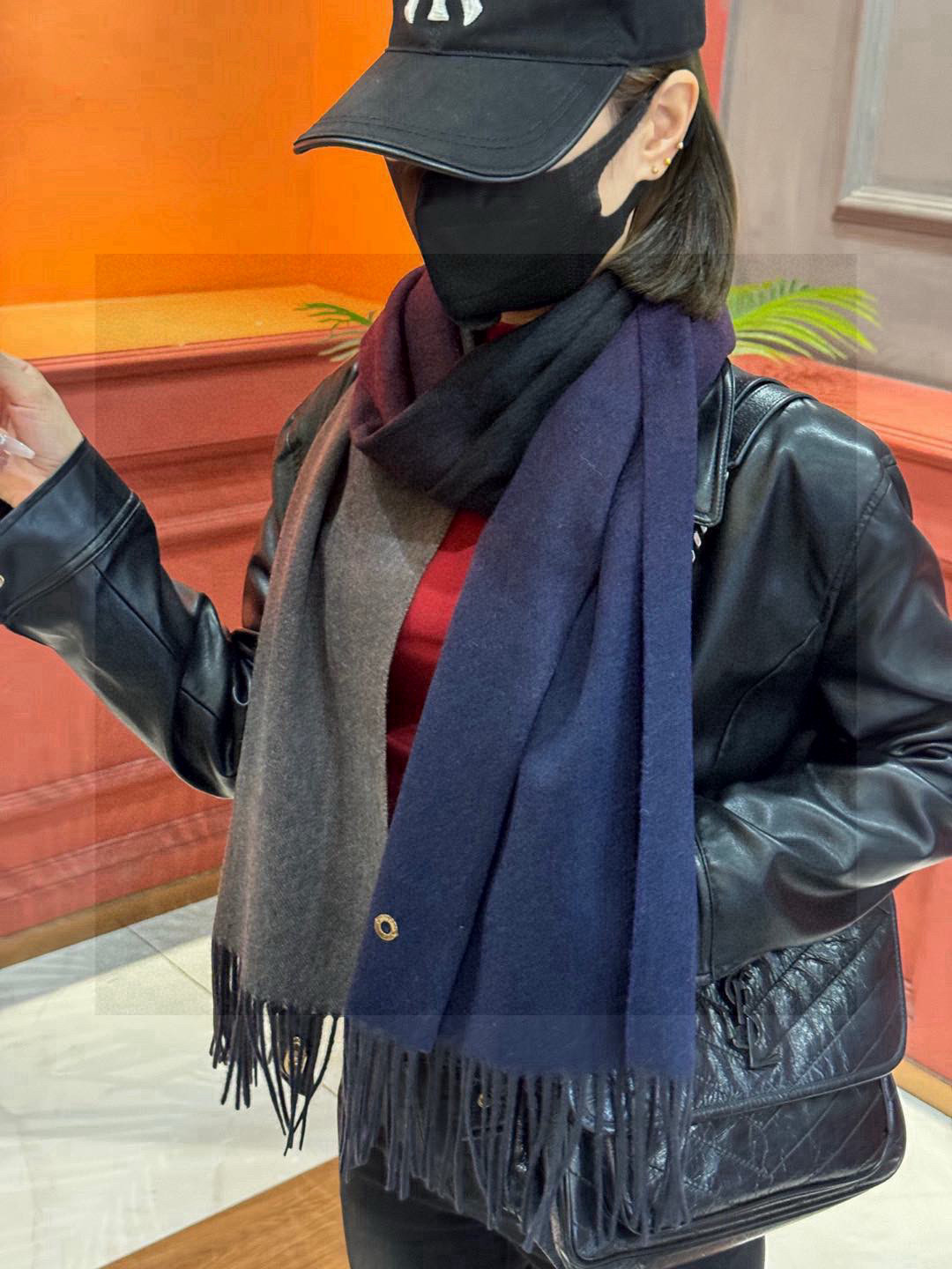  ✨✨太美了😍 【皮安娜】情侣款  美到要尖叫😱专柜最新款🎊英伦欧美范儿「多色渐变」又是一款即时尚又实用