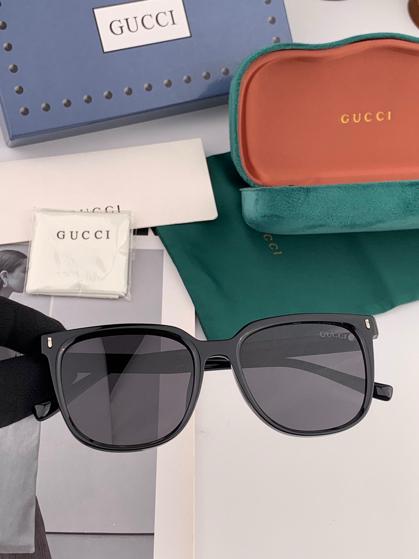 🔺 【GUCCI】开春新款 潮流爆款 时尚方框偏光太阳镜 高品质 佩戴舒适 网红潮款墨镜 女士高清尼龙偏