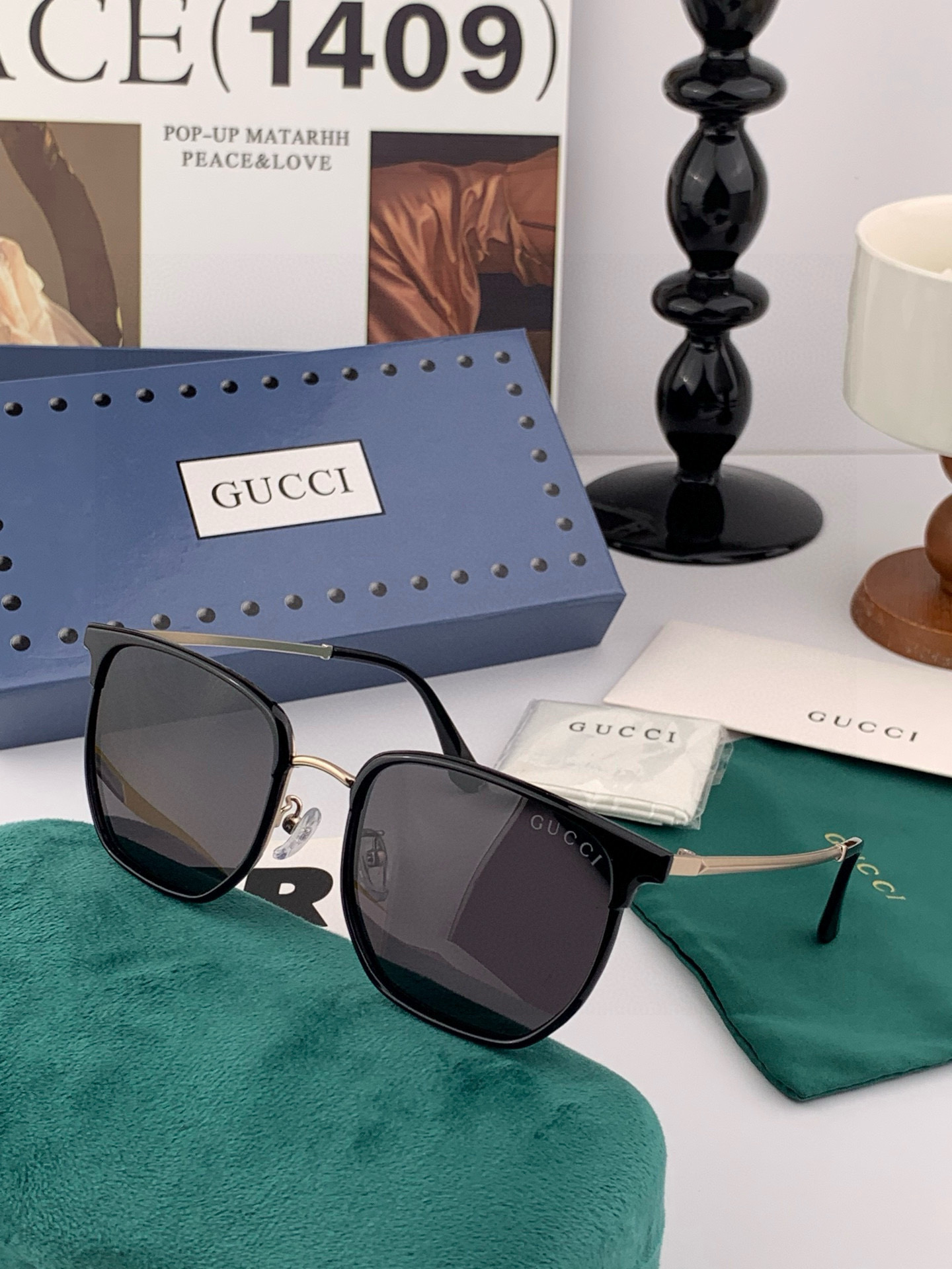   Gucci 。  高品质男女款墨镜   👍 进口宝丽来偏光镜片  。蛤蟆镜 开车钓鱼都可 。百搭显瘦