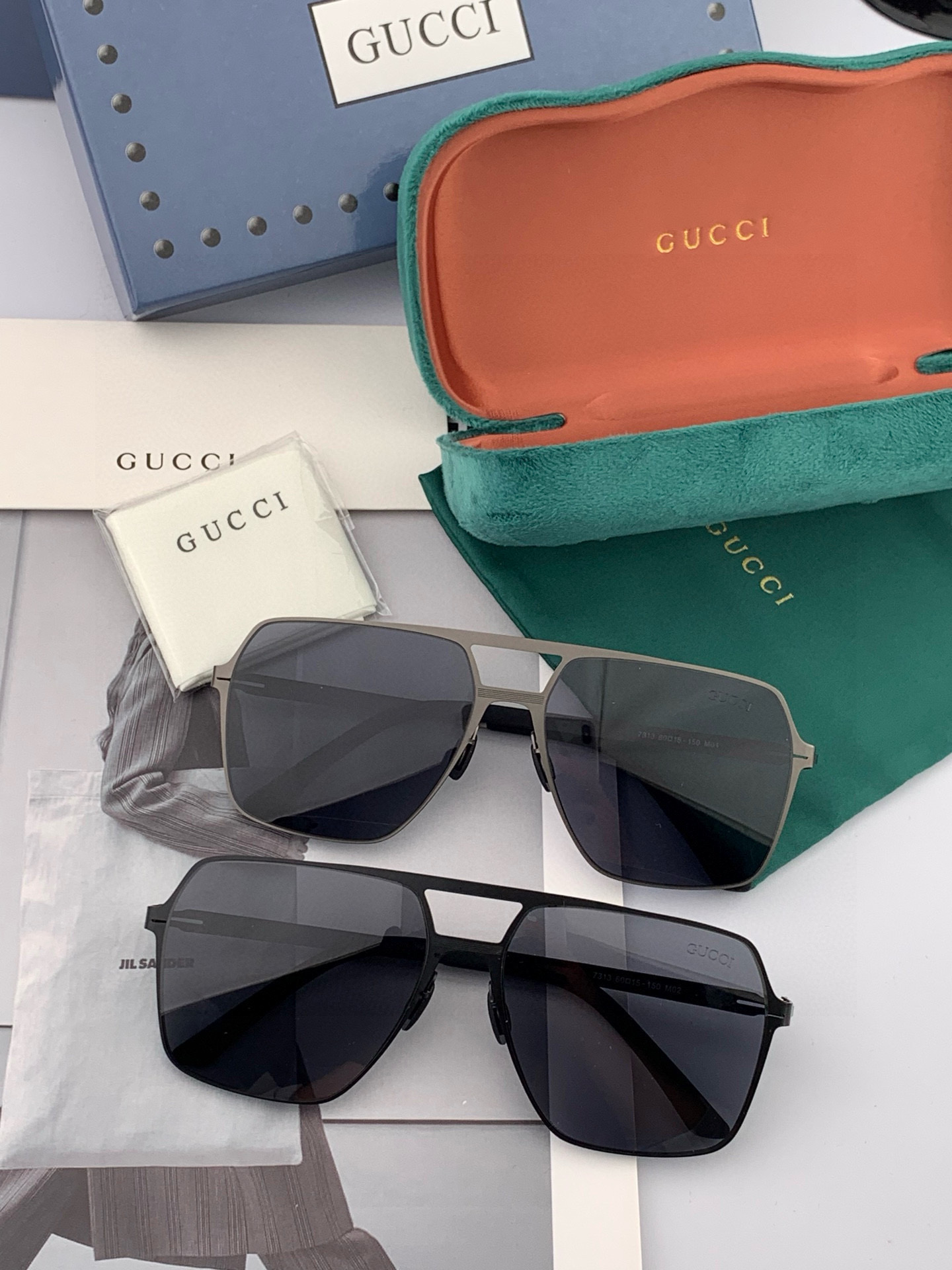       GUCC* 2025 新款男女情侣款太阳iP电镀永不褪色 卖点：超轻超有弹性整幅眼镜无螺丝重