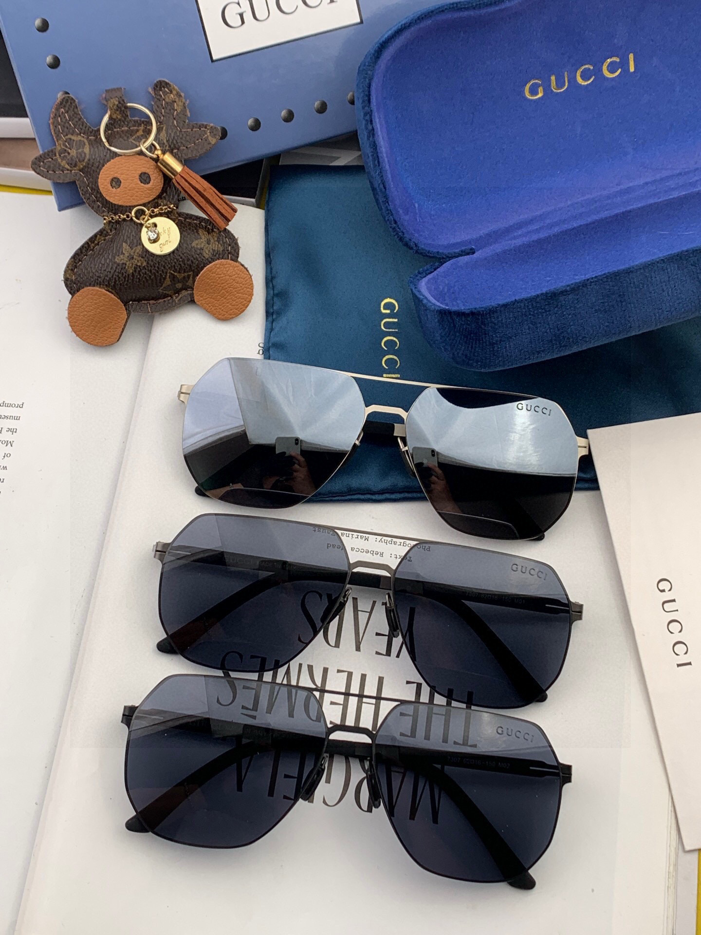  GUCCI  2025新款男女情侣款太阳镜多边形墨镜iP电镀永不褪色 超轻超有弹性整幅眼镜无螺丝重要的