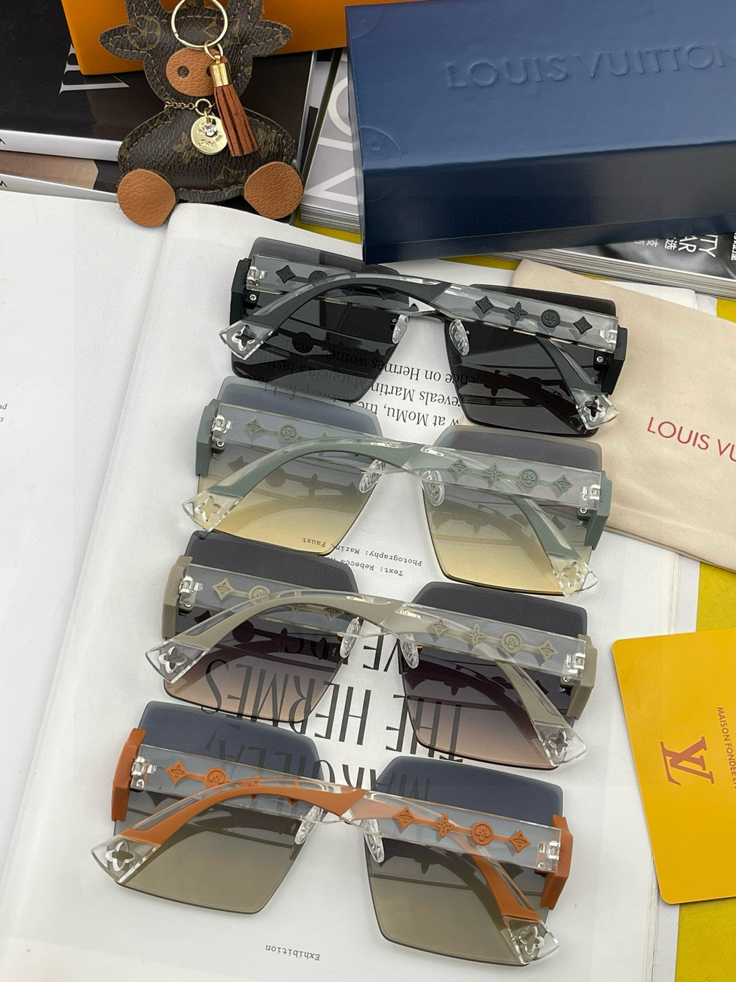  【TR尼龙偏光系列】lv大框太阳镜墨镜经典的方框设计，不挑脸型，无论搭配大衣还是连衣裙都非常显气质尼龙