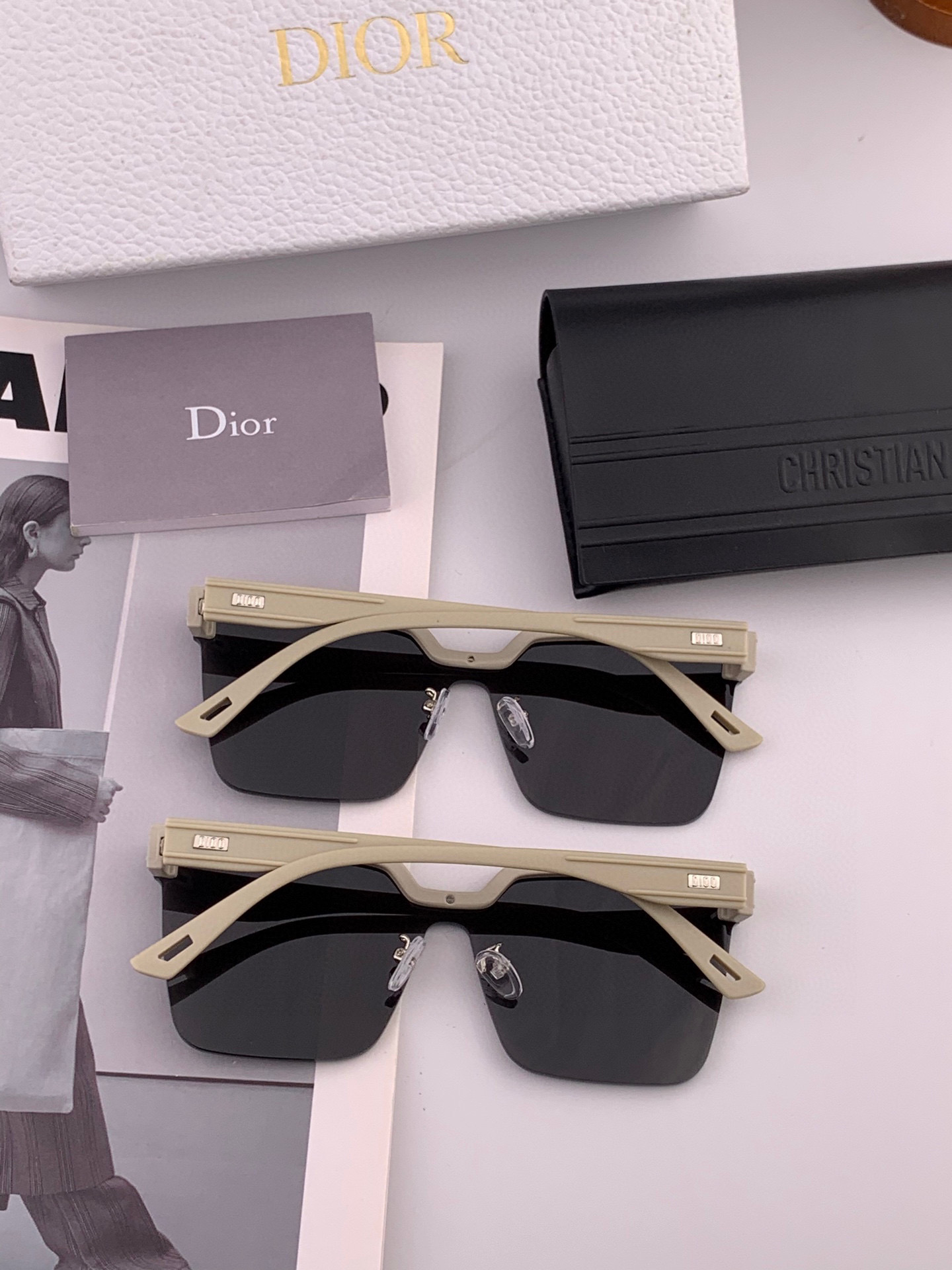 🔺 【DIOR尼龙偏光连体太阳镜】2025开春新款 潮流爆款 时尚方框偏光太阳镜 高品质 佩戴舒适 网红