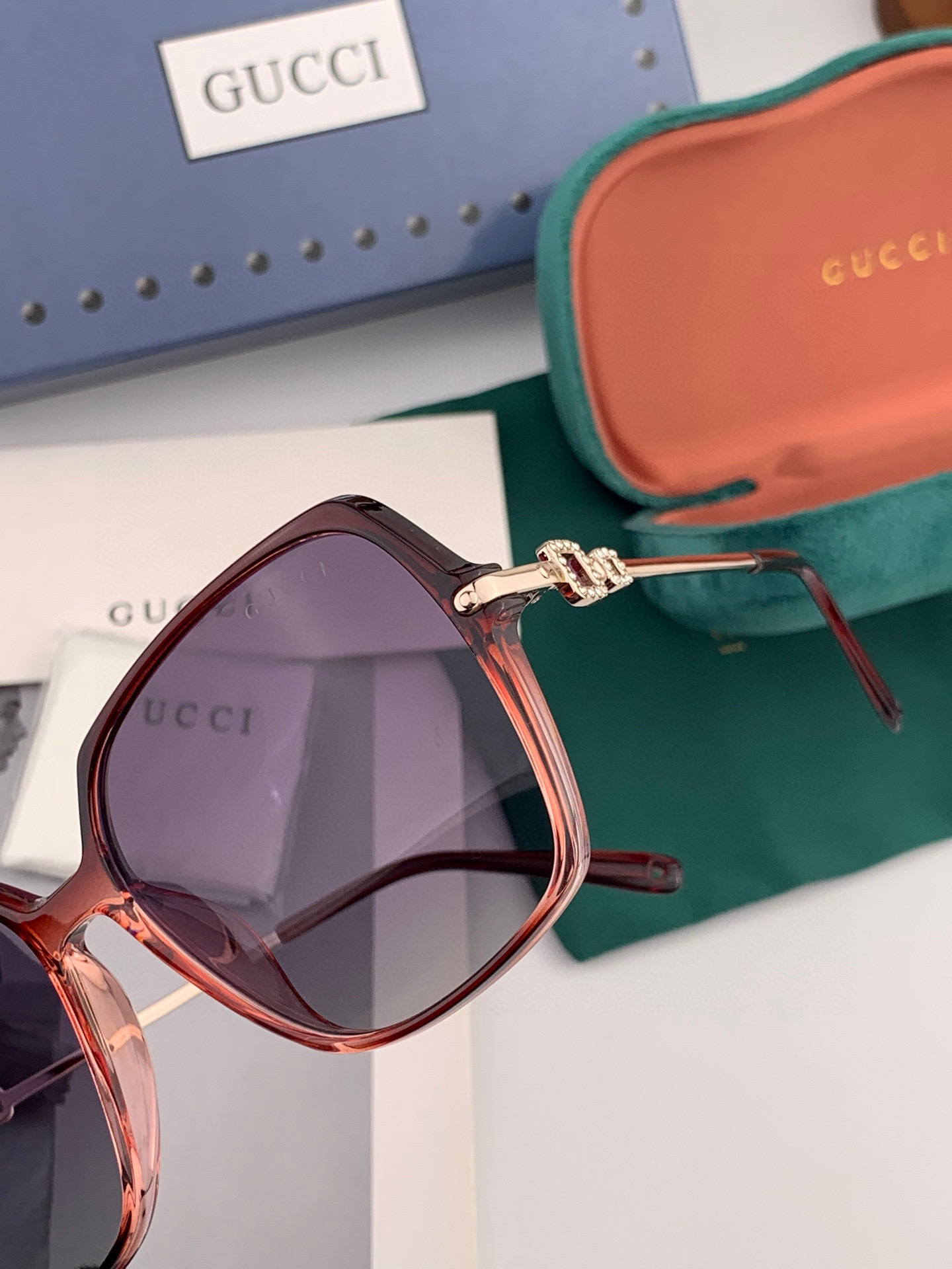   🔺 【GUCCI】2025开春新款 潮流爆款 时尚圆框偏光太阳镜 高品质 佩戴舒适 网红潮款墨镜 女