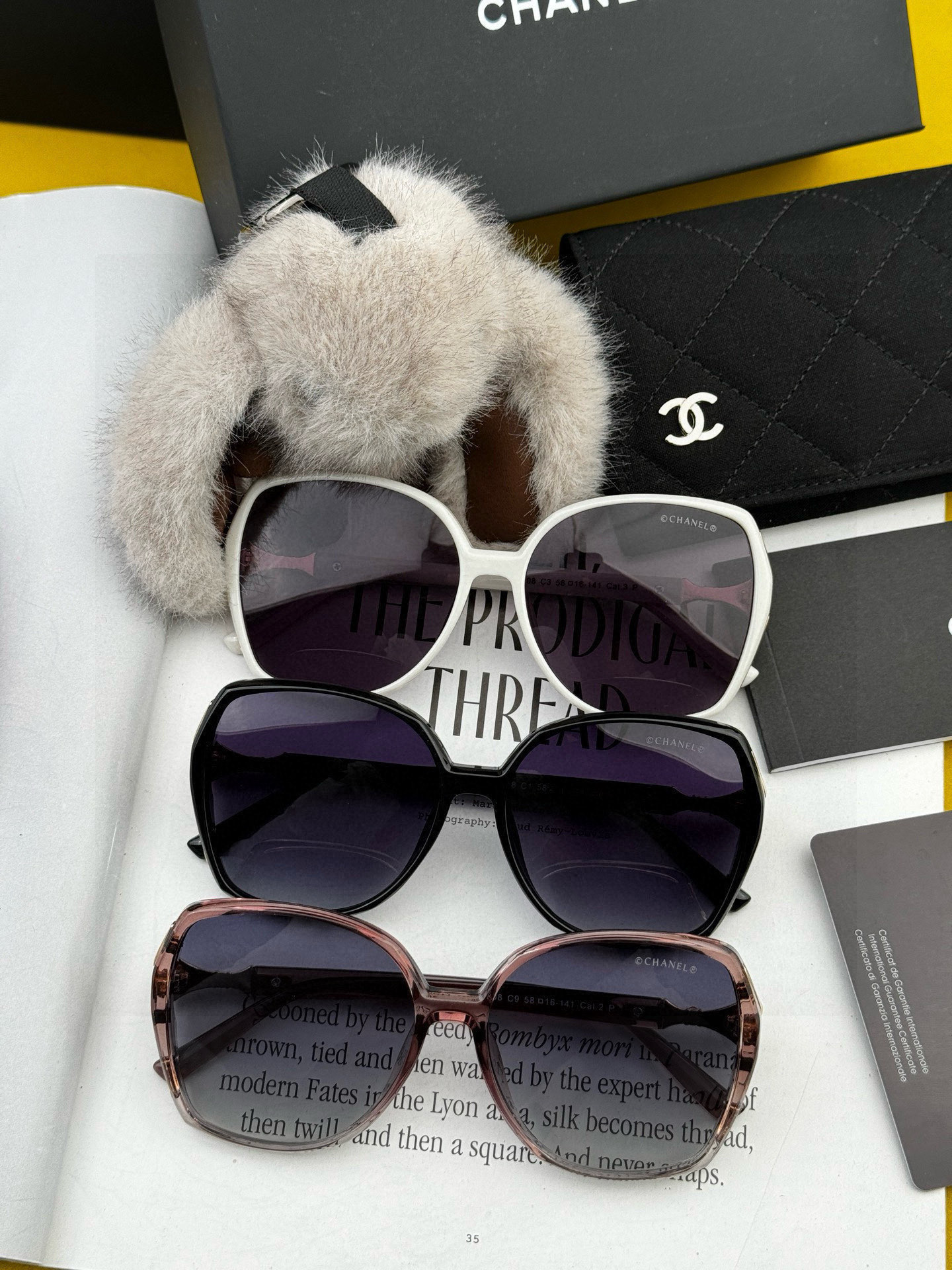   【CHANEL】香奈儿 2025新款潮流爆款 时尚方框太阳镜 佩戴舒适 网红潮款墨镜  女士高清加厚