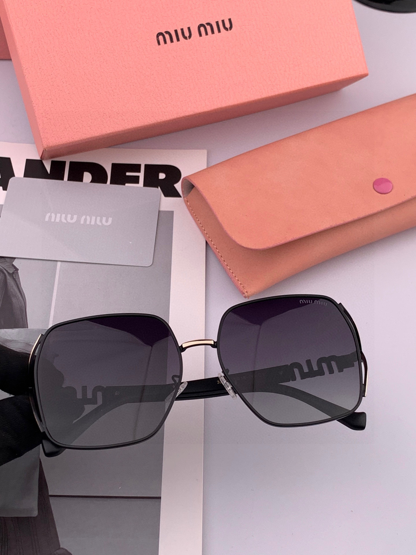   MIUMIU/缪缪🖇🖇2025开春新款🌟闪耀新款璀璨登台 ❤❤太阳镜潮品 精致个性设计简约时尚 专柜