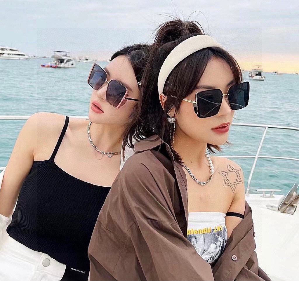  【TR偏光系列】DIOR   经典的方框设计，不挑脸型，无论搭配大衣还是连衣裙都非常显气质尼龙偏光镜片