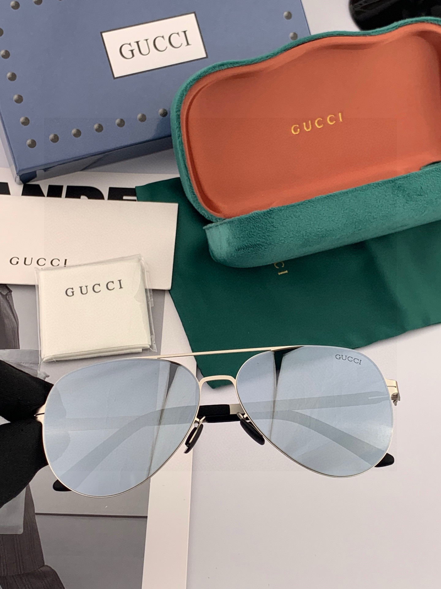 ♦️ GUCCI 2025新款男女情侣款太阳镜多边形墨镜iP电镀永不褪色 超轻超有弹性整幅眼镜无螺丝重要