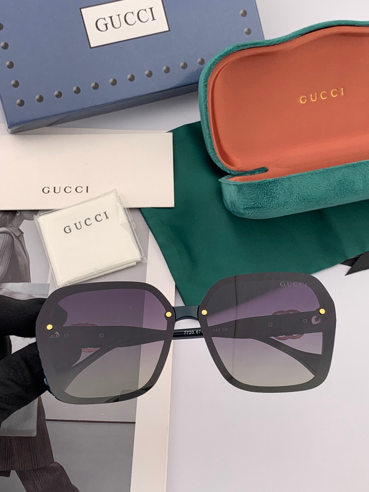 🔺 【GUCCI-偏光太阳镜】2025开春新款 潮流爆款 时尚方框偏光太阳镜 高品质 佩戴舒适 网红潮款