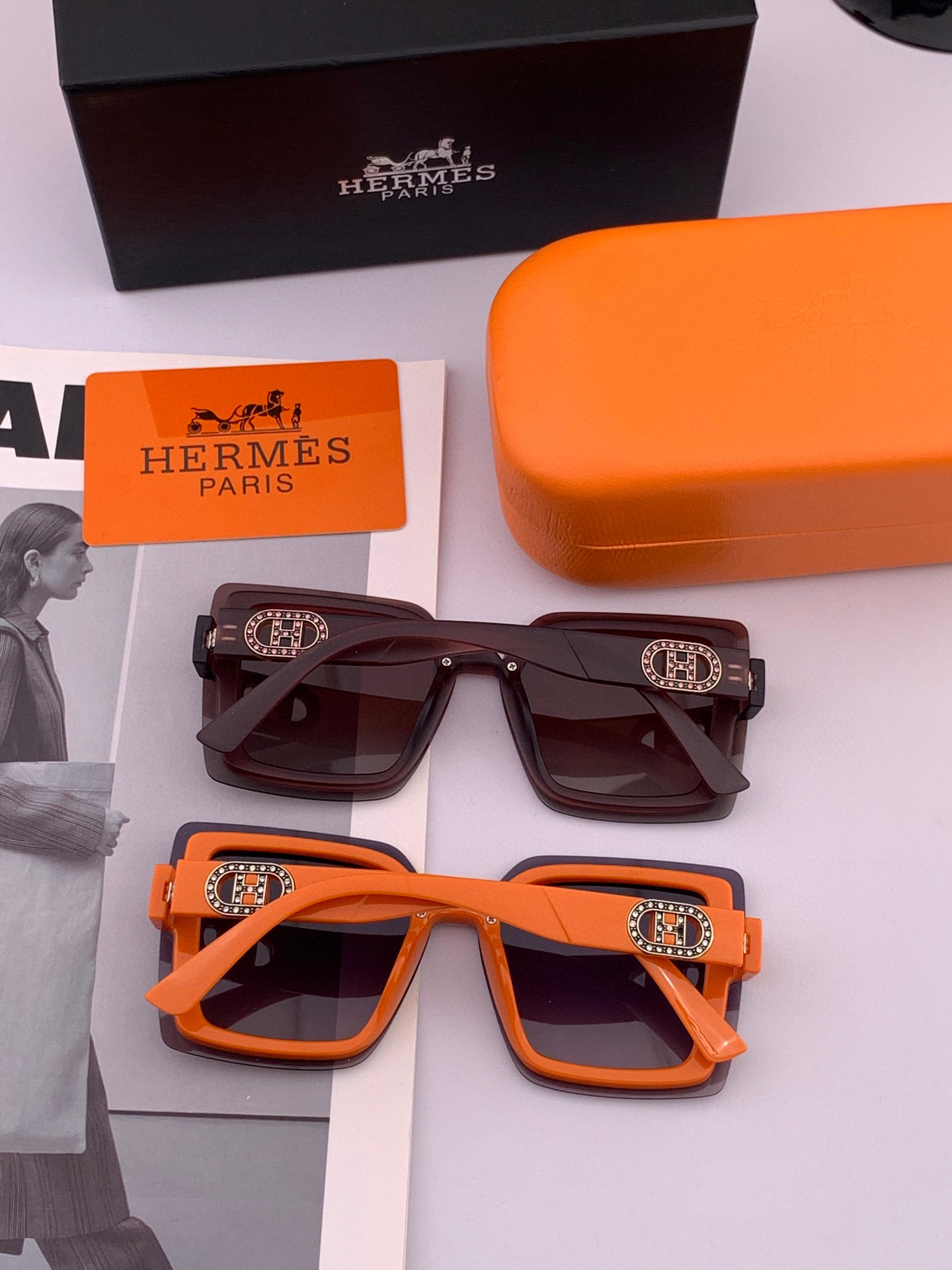   HERMES 爱马仕 2025开春新款🎈原版出货 网红超爆款💙经典奢华全球风强酷亲亲 时尚方框太阳镜