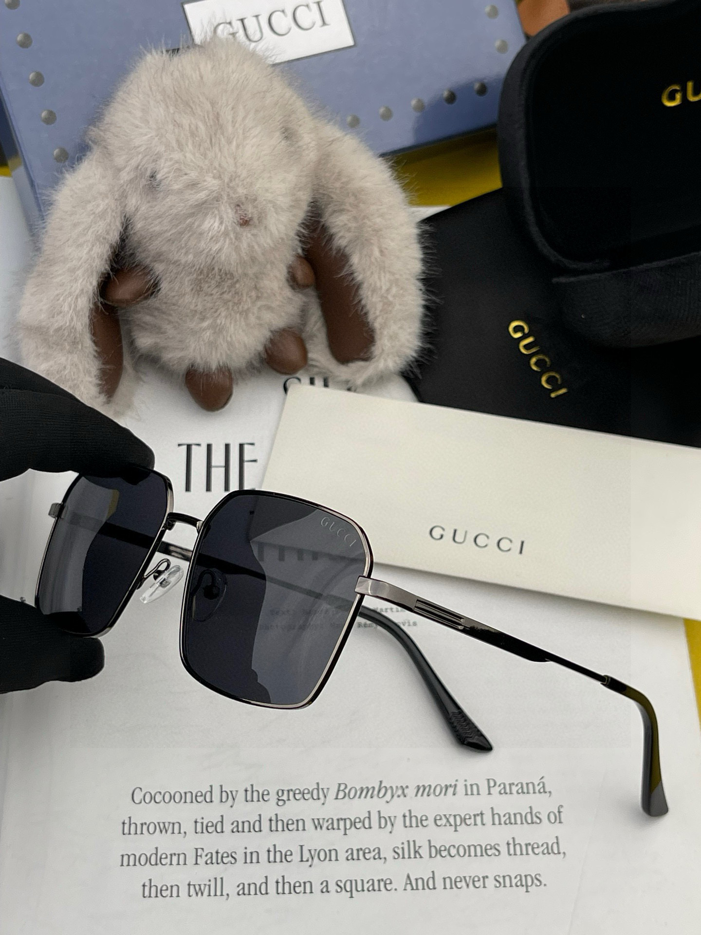   GUCCI-2025新款偏光太阳镜、完美品质，独特设计  适合各种脸型，‼️经典太阳镜 超个性 古典