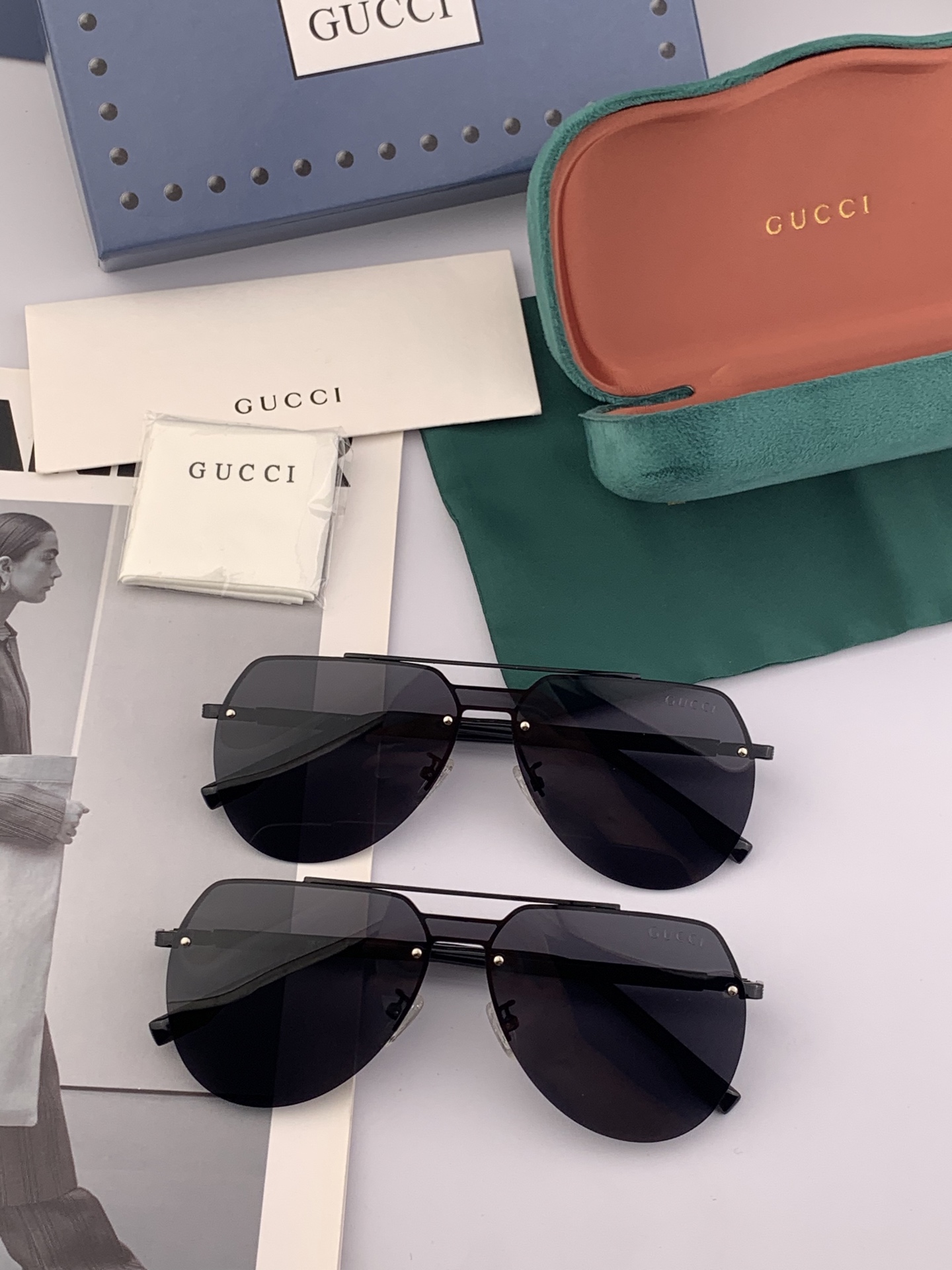   GUCCI 官网同步。  高品质男女款墨镜   👍 进口宝丽来偏光镜片  。蛤蟆镜 开车钓鱼都可 。