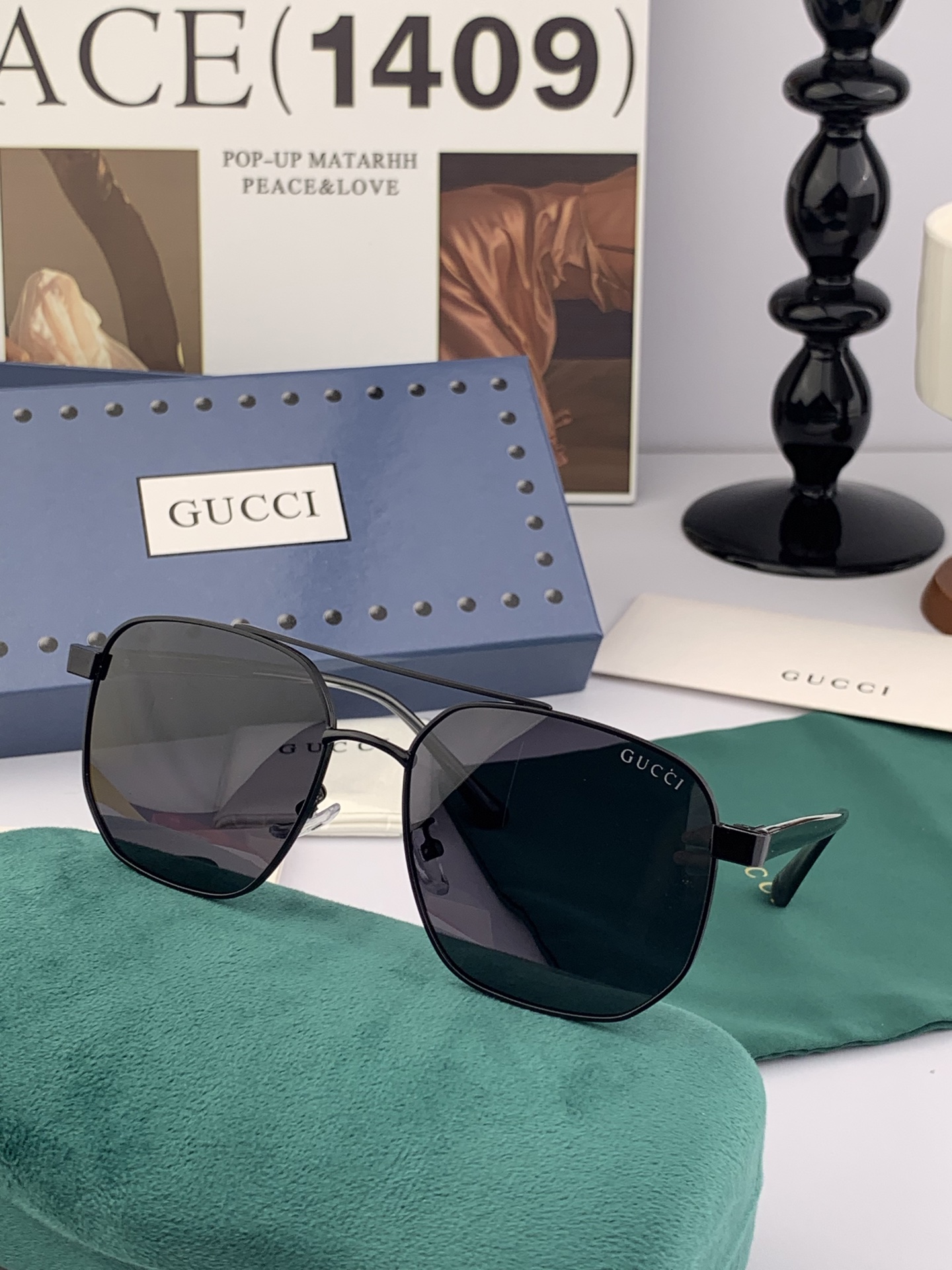   GUCCI 官网同步。  高品质男女款墨镜   👍 进口宝丽来偏光镜片  。蛤蟆镜 开车钓鱼都可 。