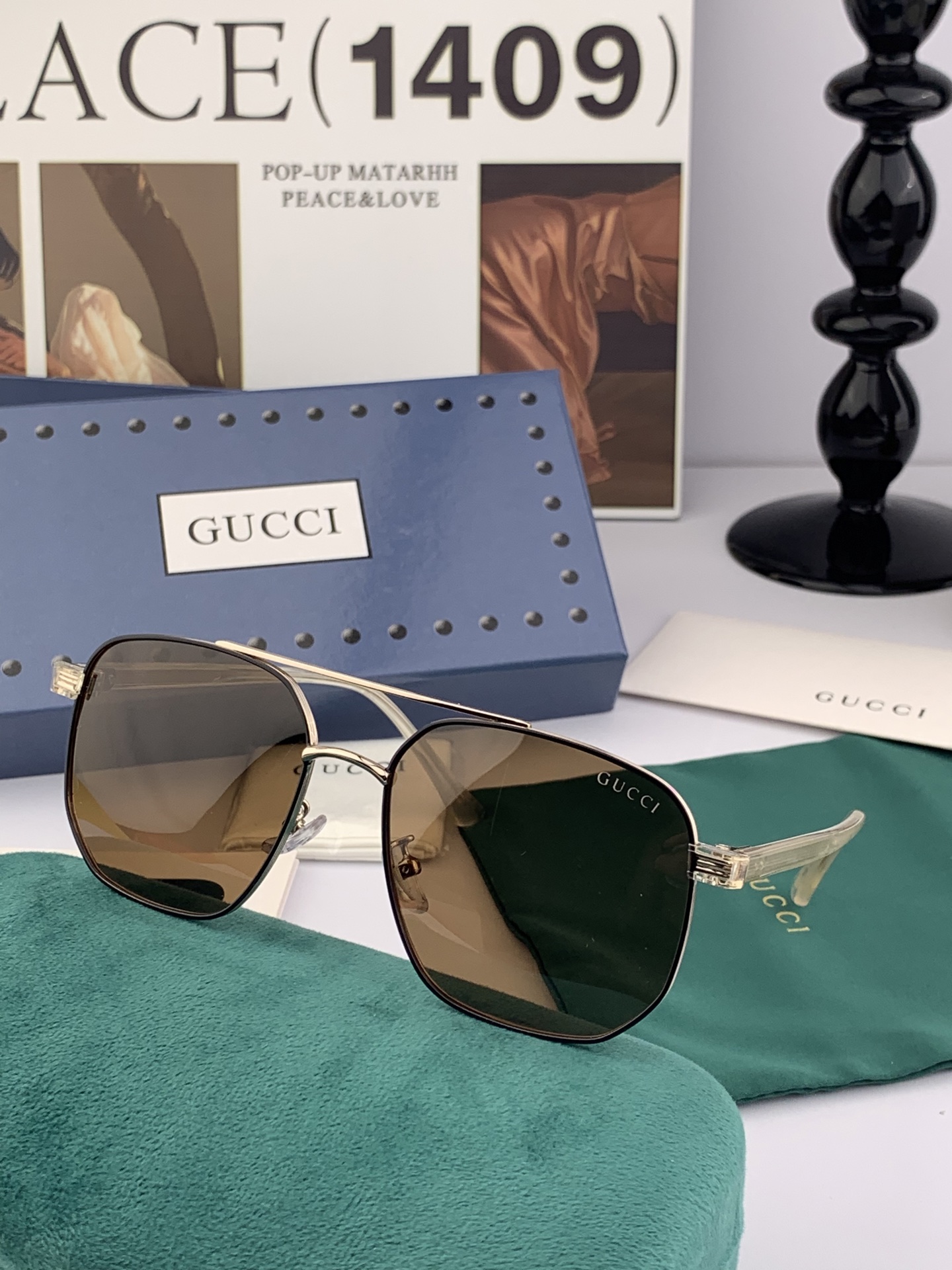   GUCCI 官网同步。  高品质男女款墨镜   👍 进口宝丽来偏光镜片  。蛤蟆镜 开车钓鱼都可 。