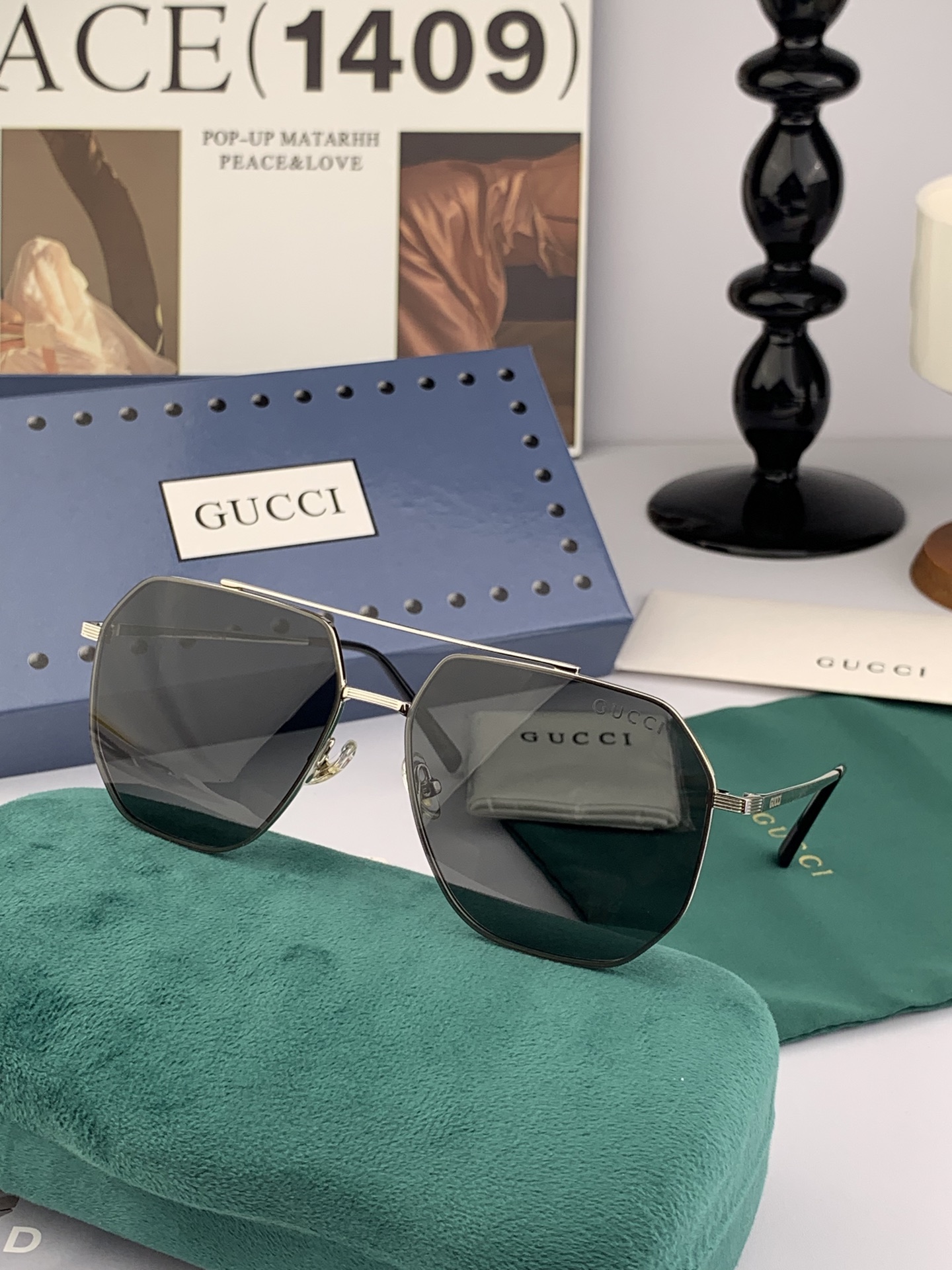         GUCCI 男款炫彩飞行员偏光太阳镜 ❤️材质：高清尼龙加厚卡槽高清偏光镜片 🌹无边框镜