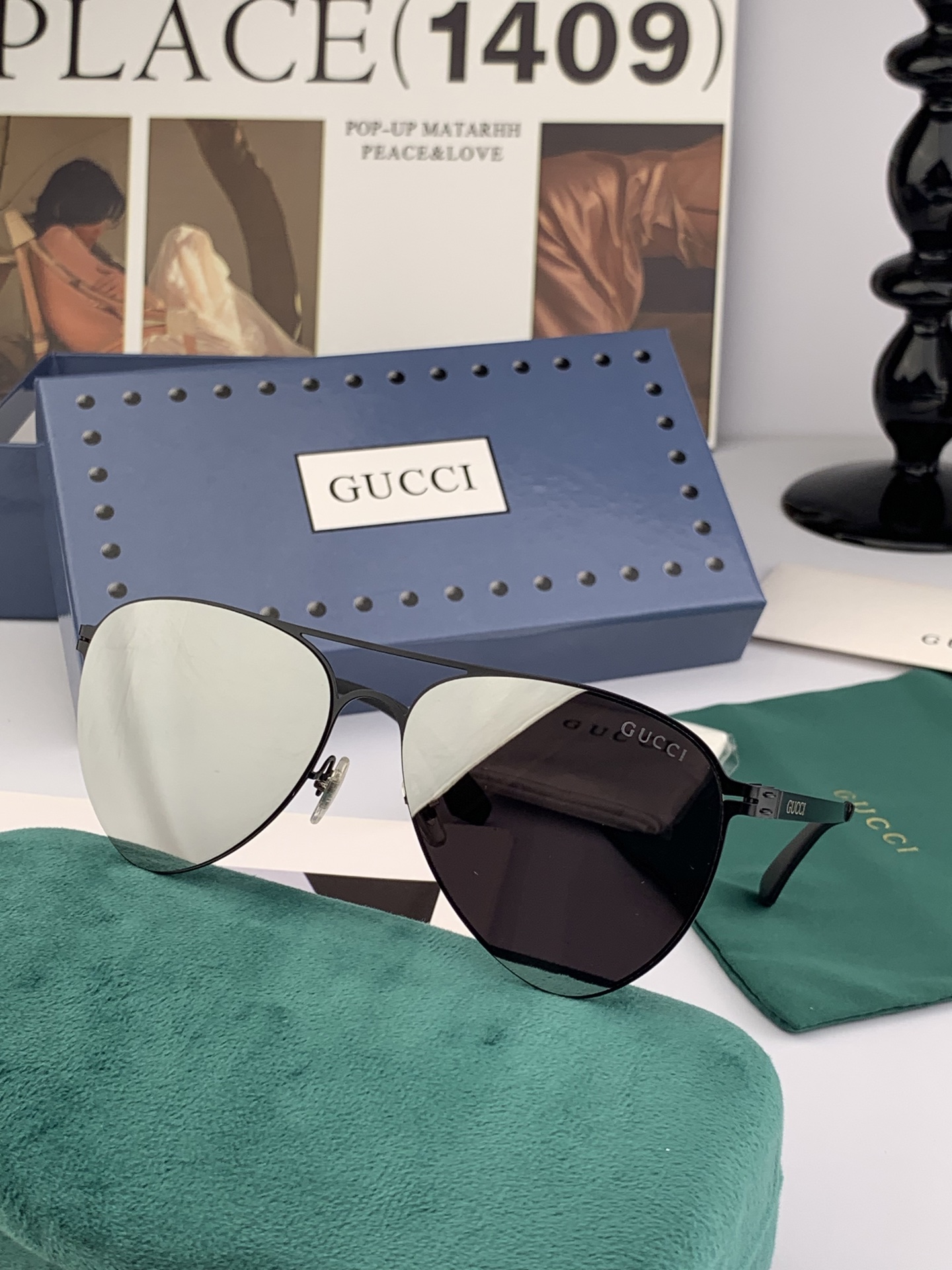         GUCCI 2025新款超轻无螺丝压不坏系列情侣款太阳镜高清尼龙镜片 商务旅行版 绅士高