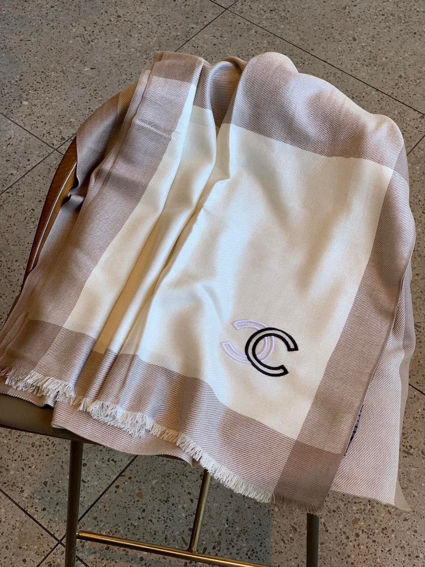    香奈儿 秋冬新款，绝对顶级品质 非常提升品位⚠️【超级完美的配色】⚠️专柜限量色非常奢华，，时尚又