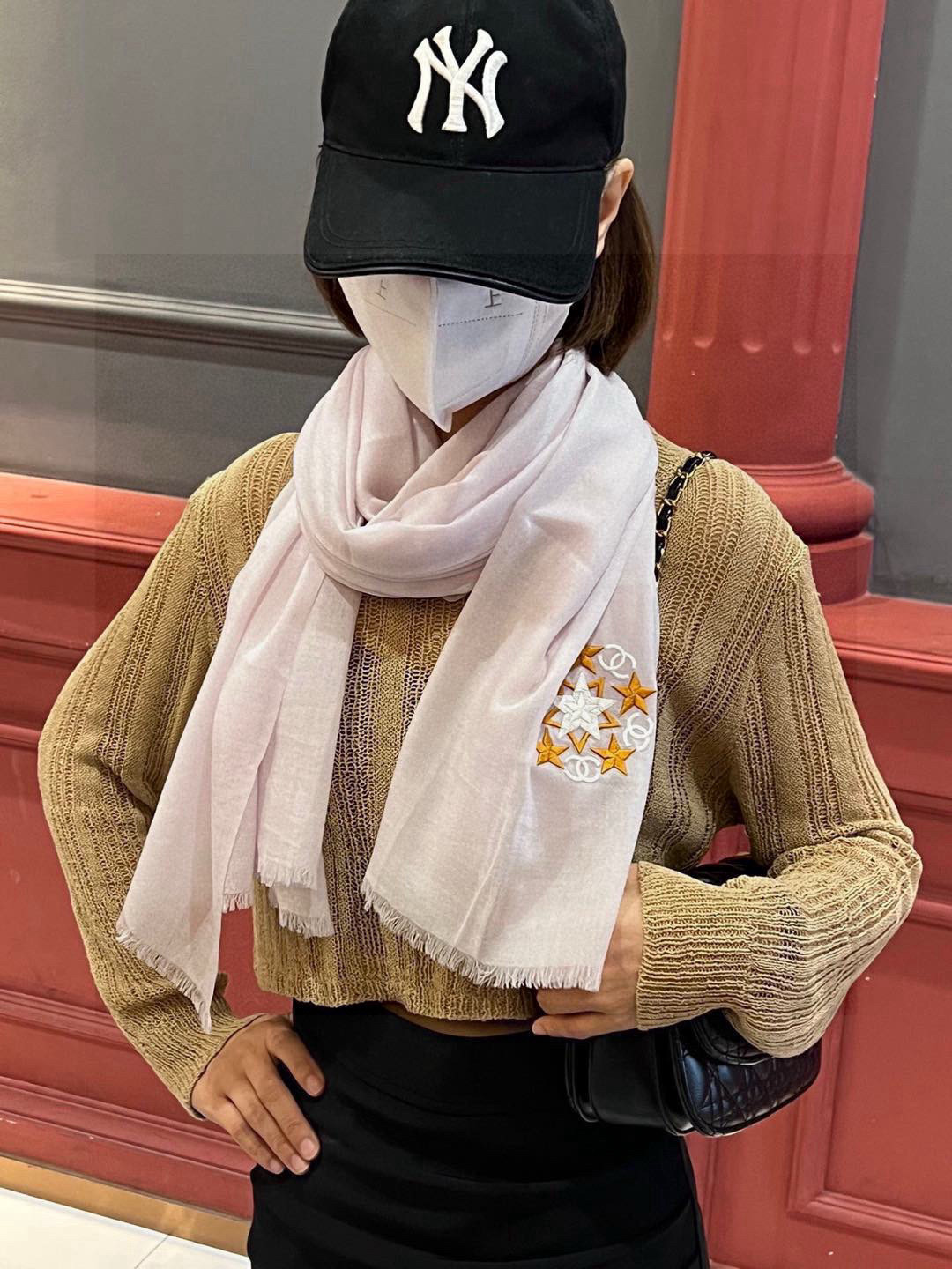   Chanel star✨系列.繼🚀後的力作.chanel載你們坐著火箭看星星❗️專櫃今年在內蒙外貿工