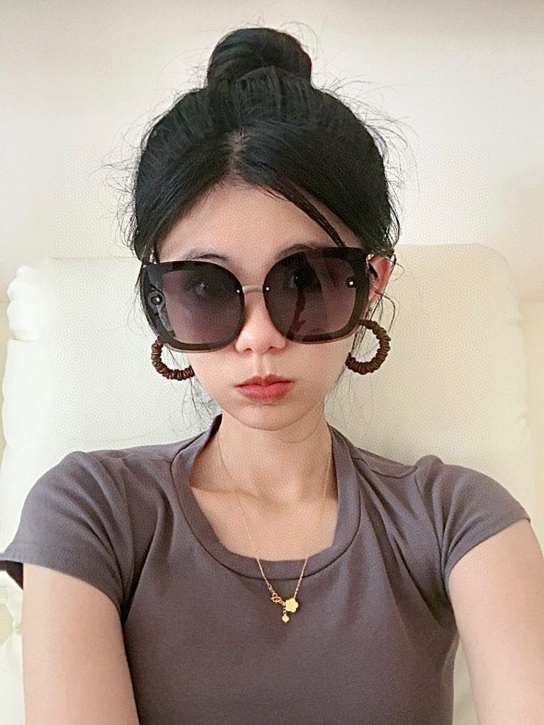   CHANEL香奈儿 2025年开春新款  潮爆流款 时尚圆框太阳镜 高品质 佩戴舒适 网红潮墨款镜 