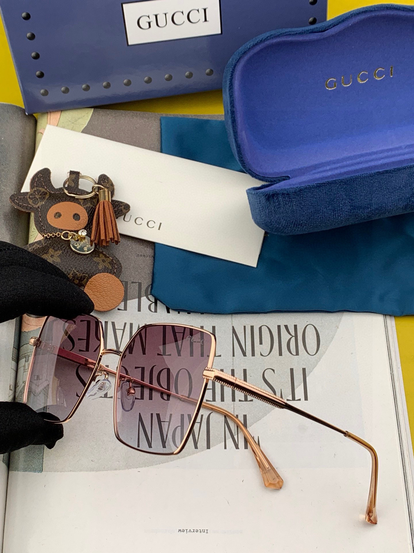    🔺 Gucci 🔻2025官方新款 众多明星同款色‼️‼️新款大框偏光墨镜 🌈🌈宝丽来超清加厚太阳